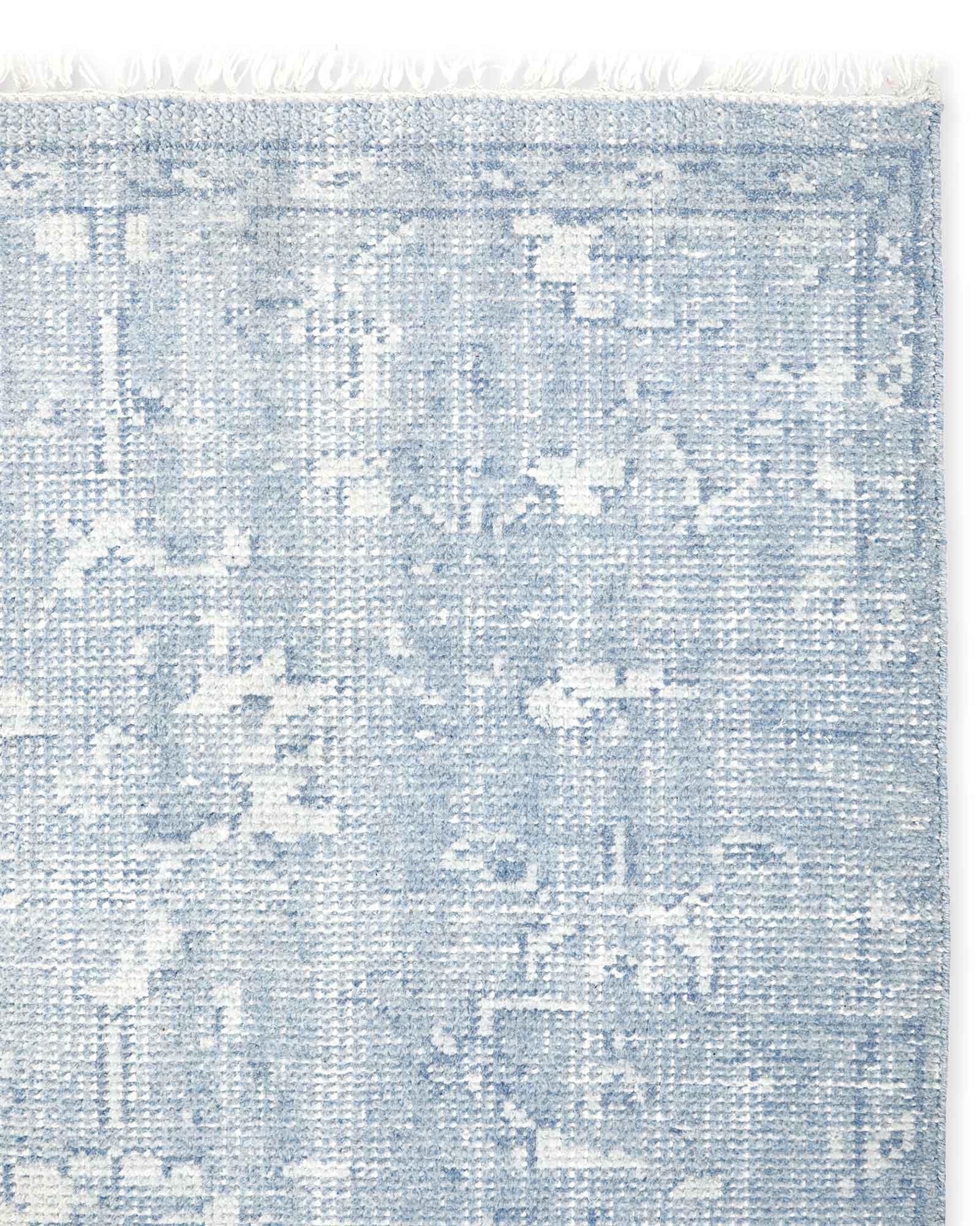 Rug_Hillsborough_8x10_Coastal_Blue_Detail_MV_0050_Crop_SH