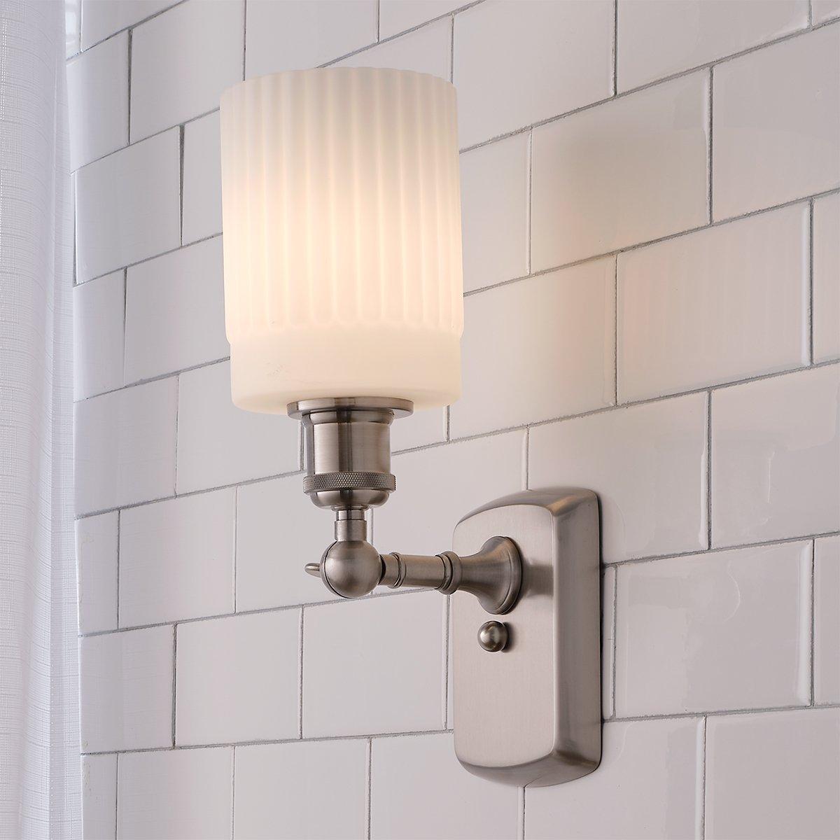 光　オースチンリード Ridged Austin Bath Sconce | Shades of Light