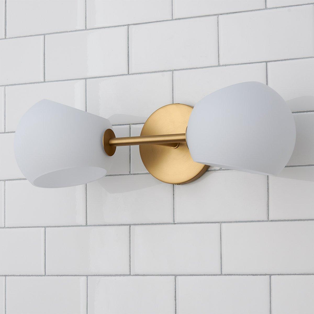 Xaviero Glass Vanity Light - 2 Light - Clear