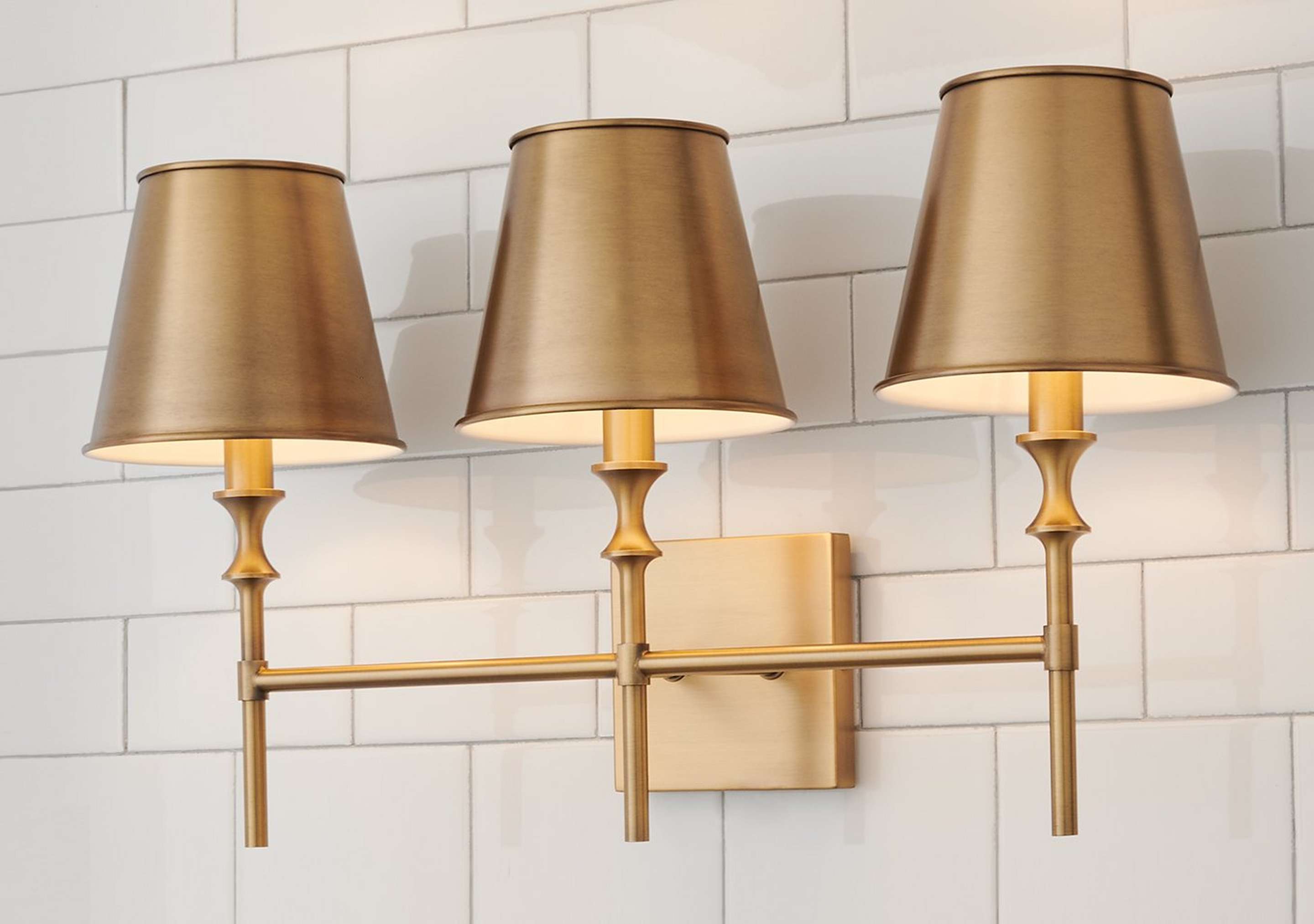 Antigue Vanity Light