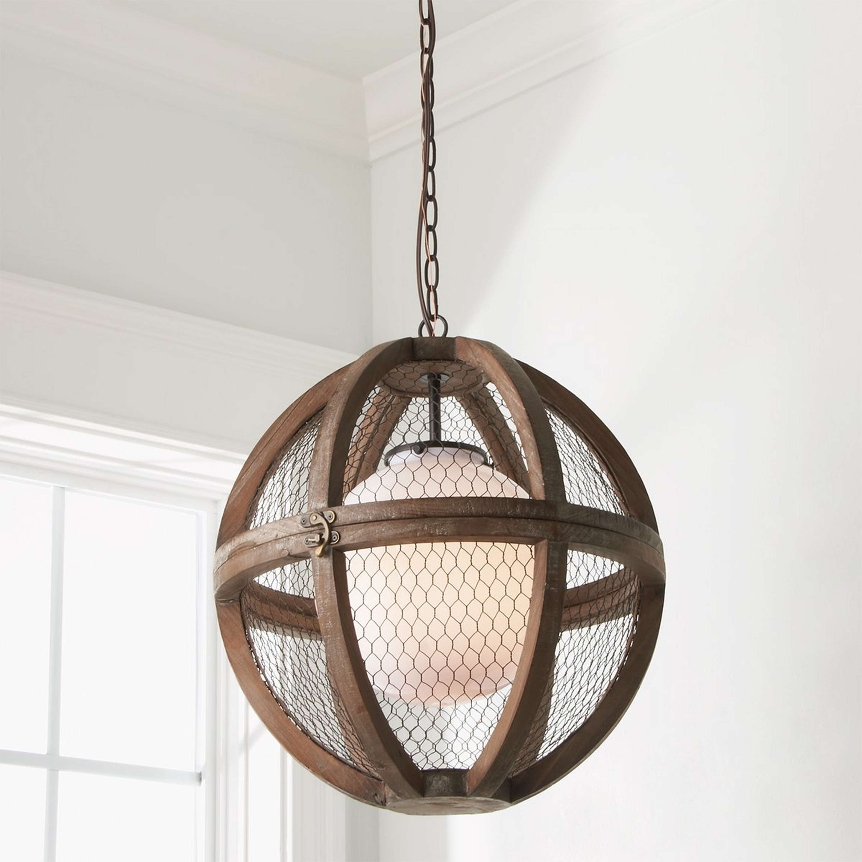 A Rustic Floating Pearl Pendant Chandelier with Bronze / Natural / White color