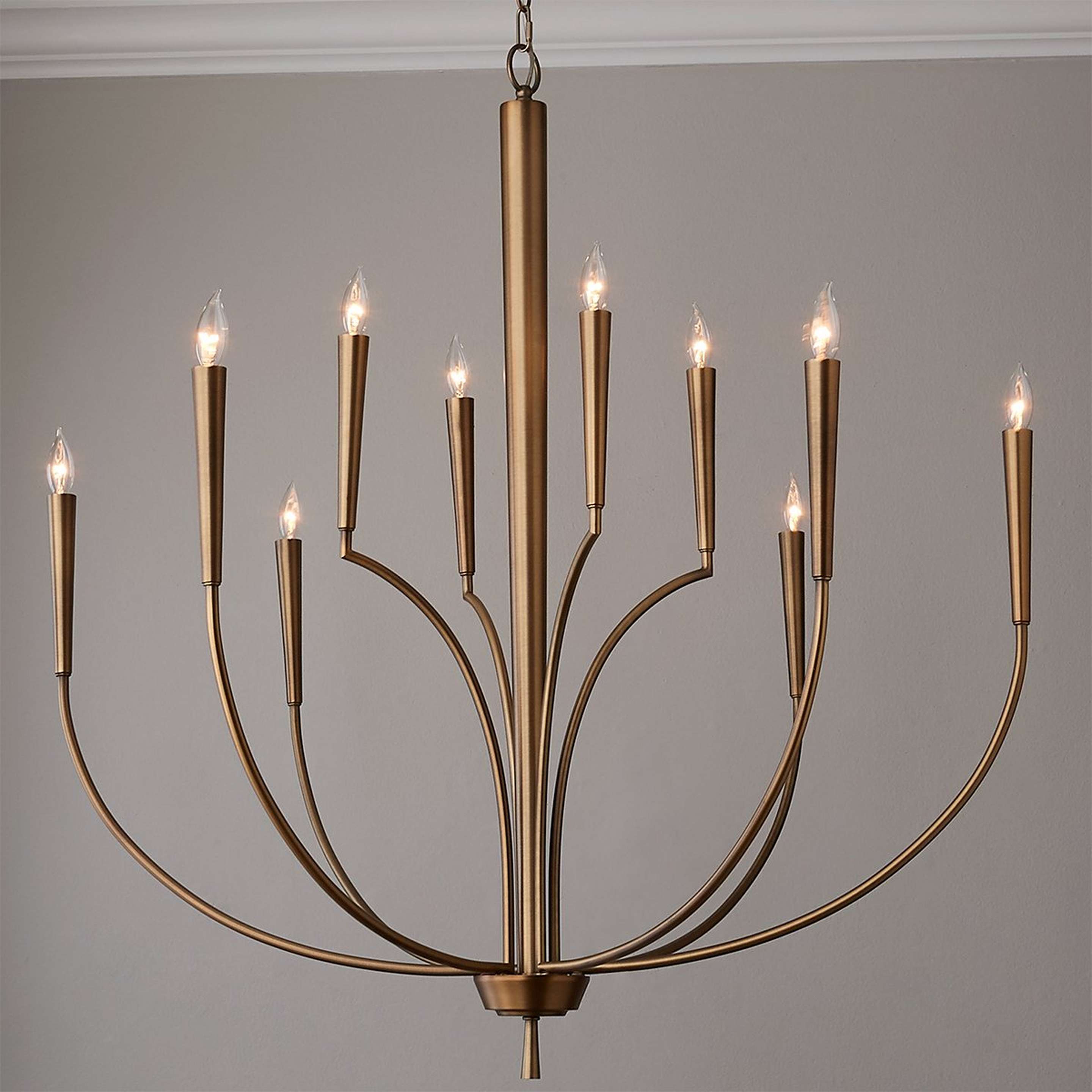 A Opulent Amaya Chandelier - Large with Aged Brass color