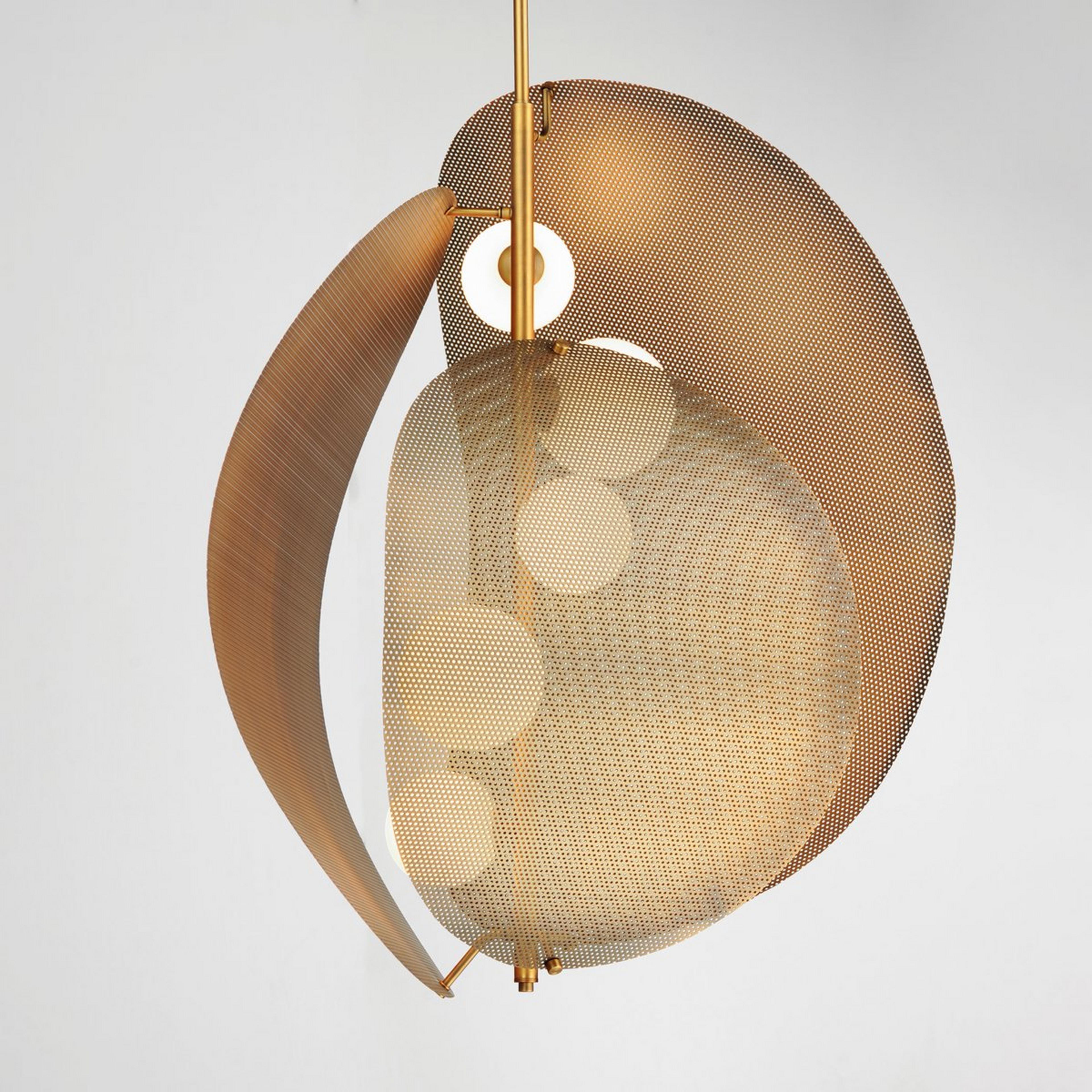 A Clairmore Chandelier with Aged Brass / Frosted Glass color