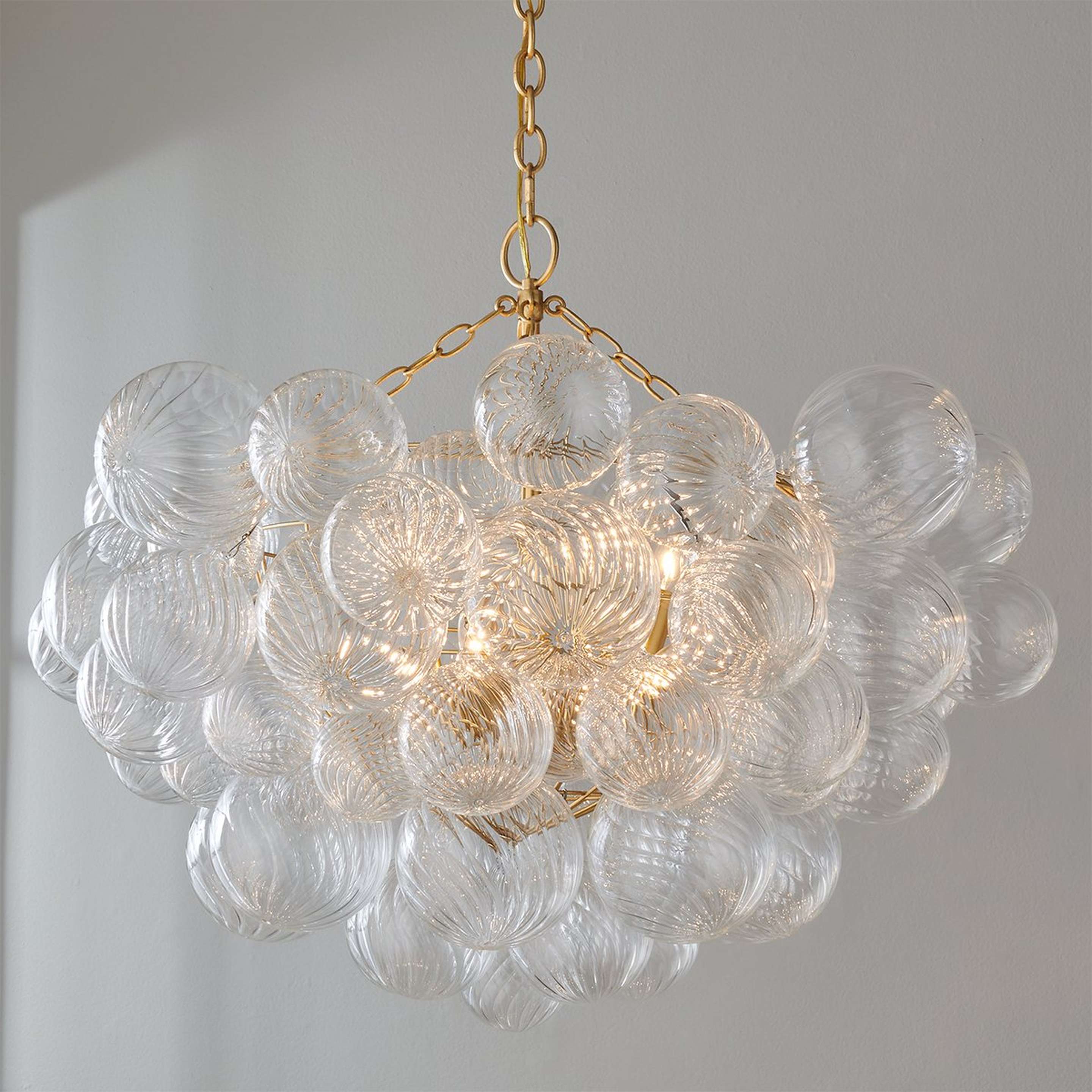 A Amalia Chandelier - Large with Aged Gold / Clear Glass color