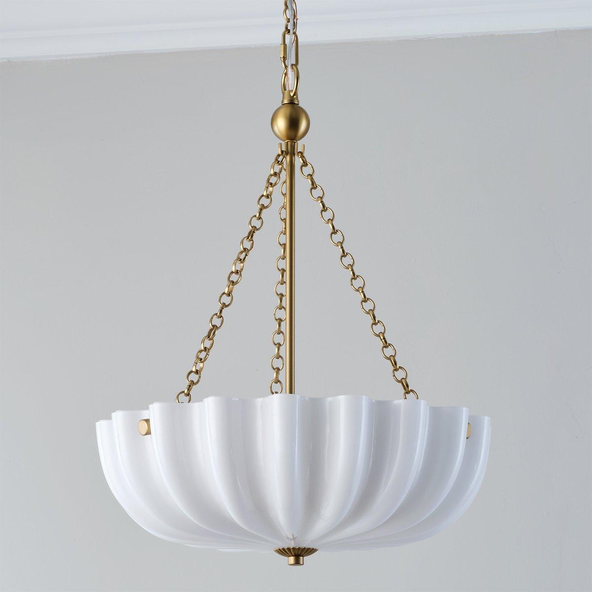 Shade Chandelier　シェードシャンデリア　ソルシエール　シーリング Zenaida Chandelier - Small | Shades of Light