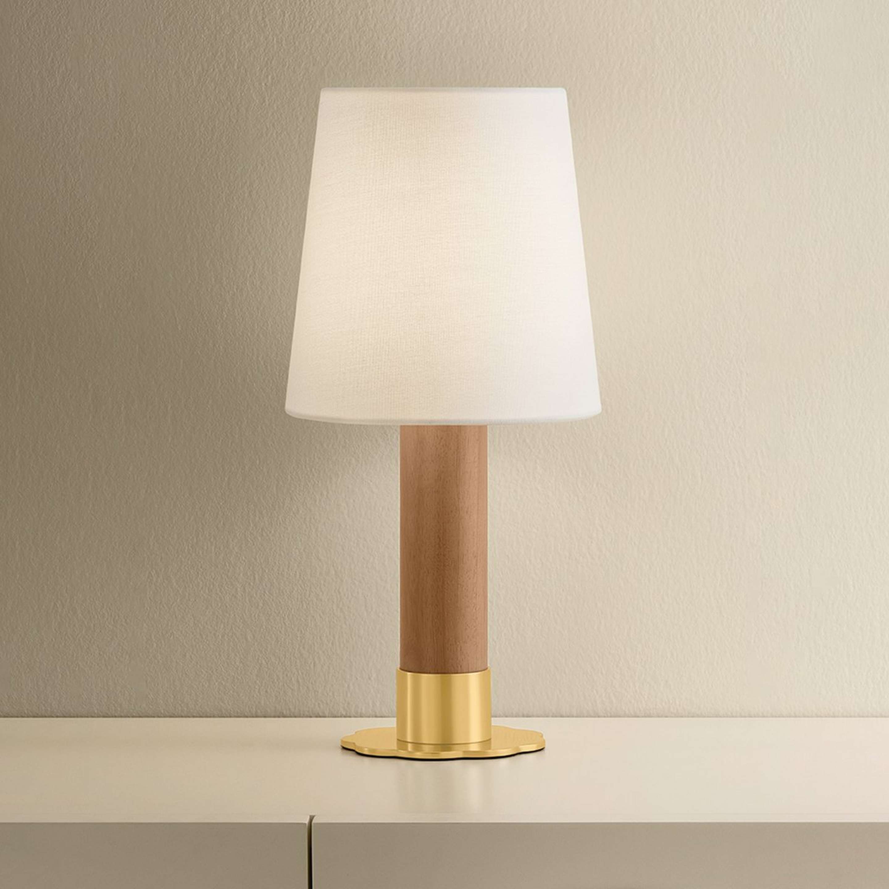 A Kiara LED Cordless Table Lamp with Brass / Natural color