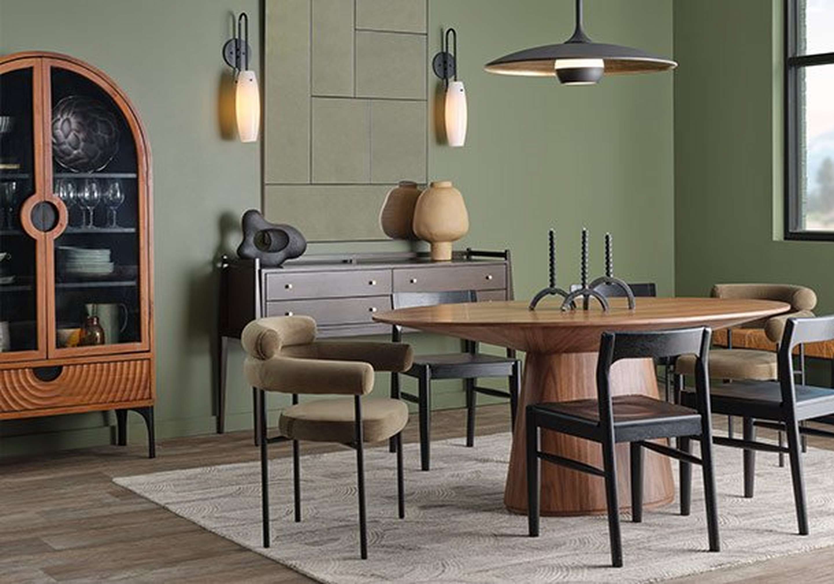 Modern Cascadia Dining Room