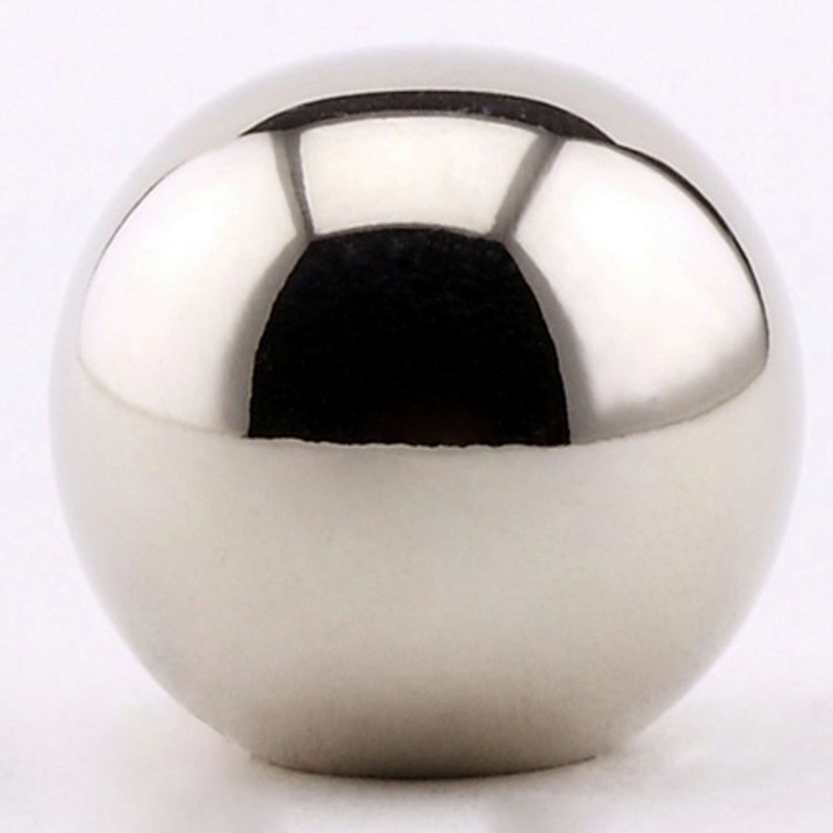 A Sphere Neckless Finial with Polished Nickel color