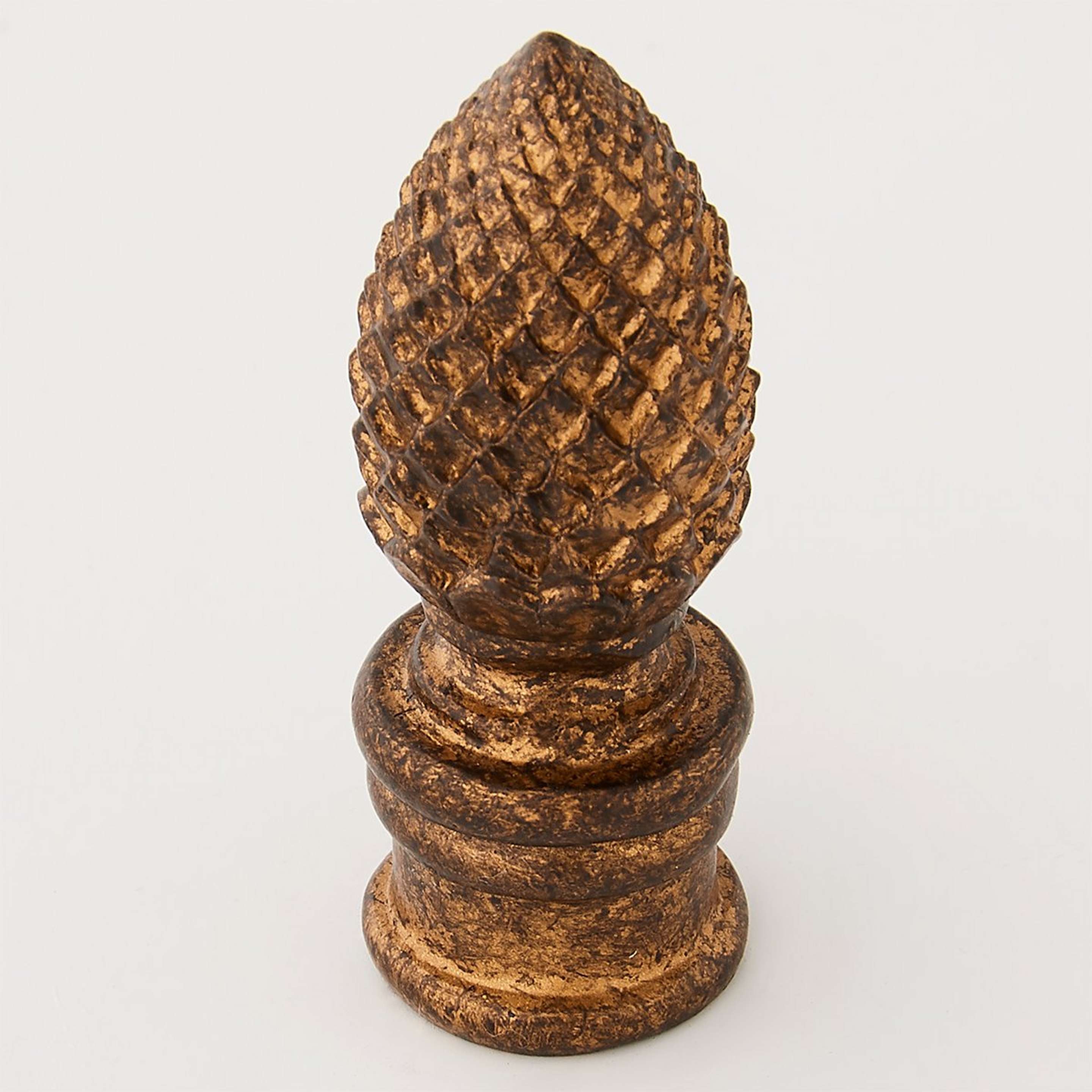 A Lawrenceville Finial with Aged Gold color