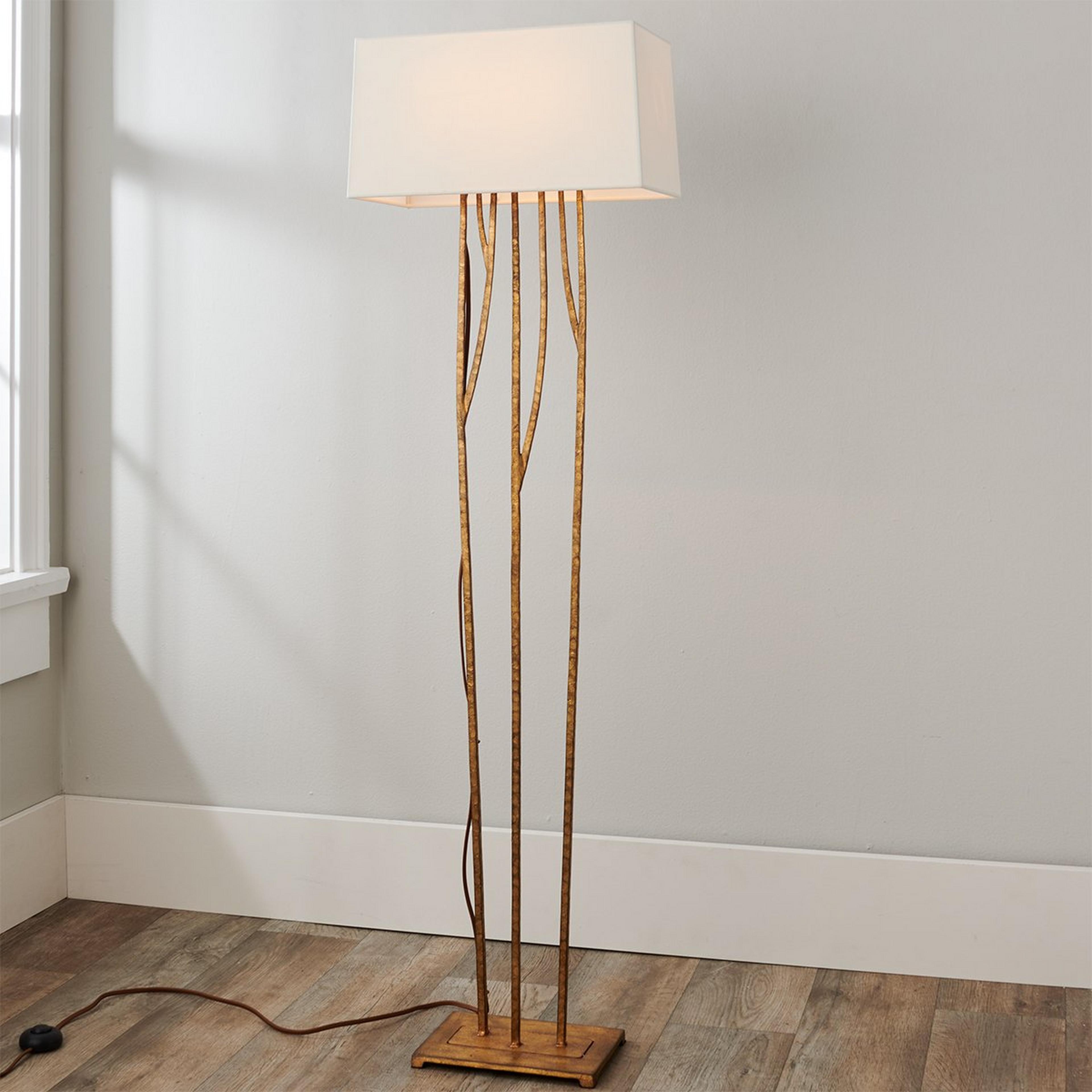Winter Floor Lamp