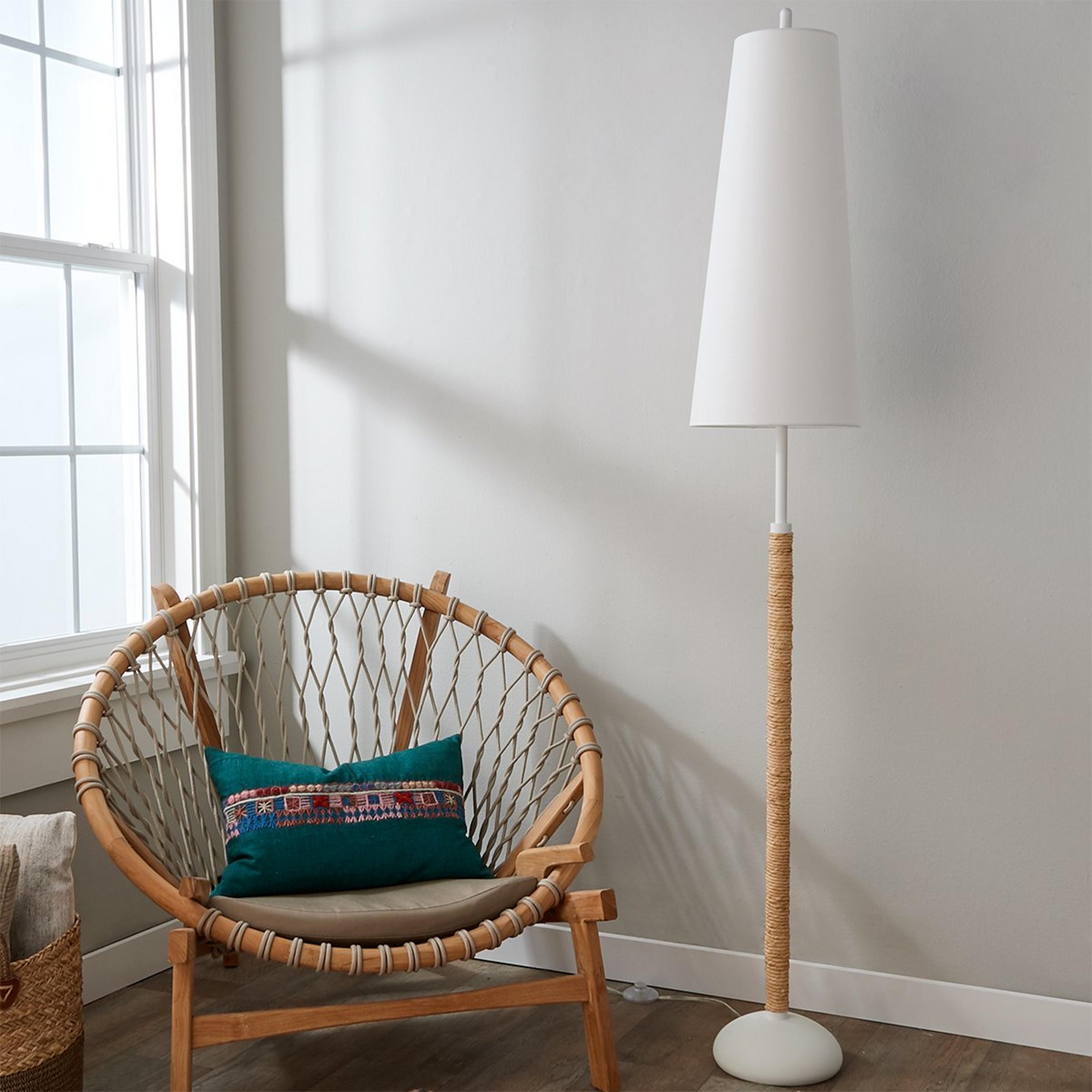 Longwing Floor Lamp