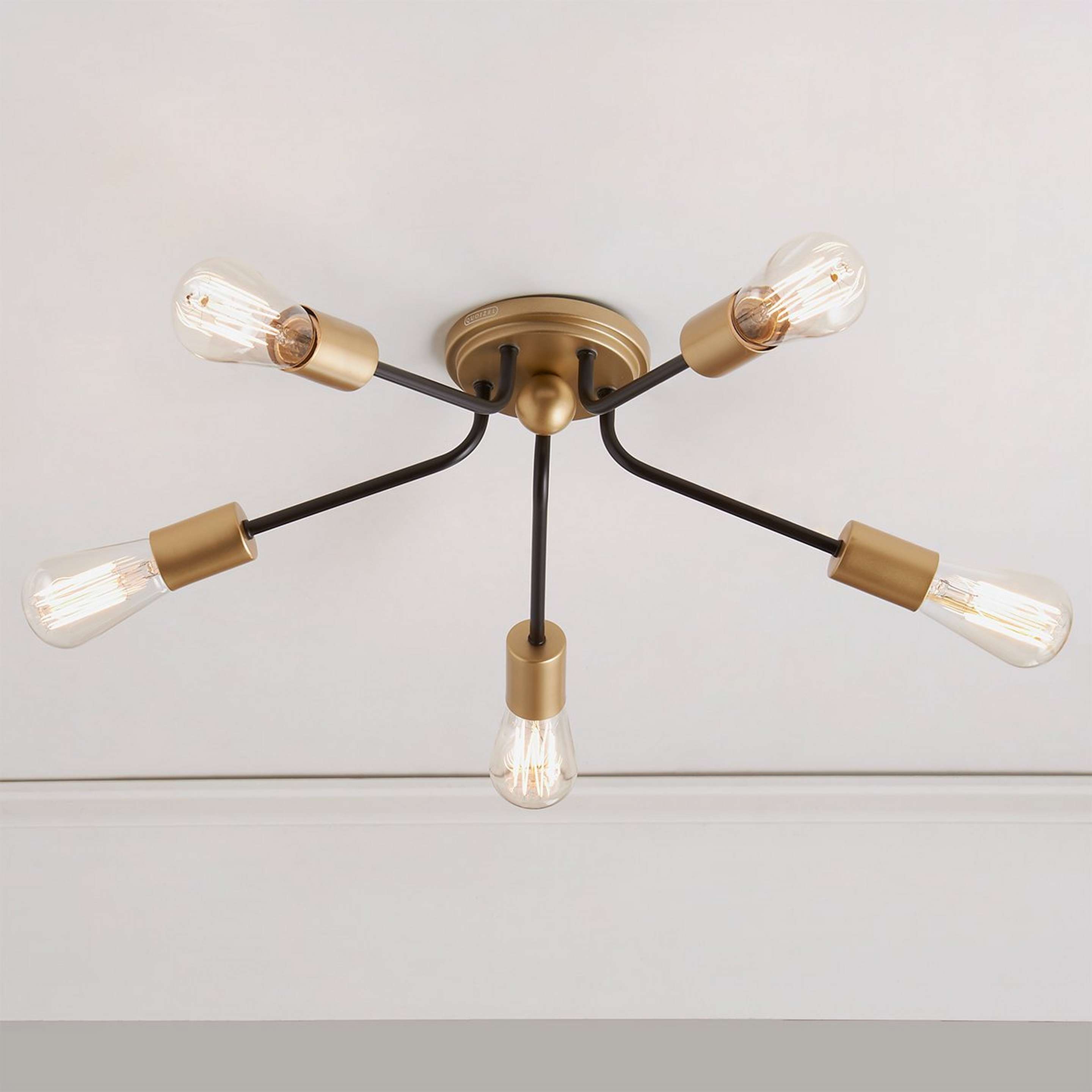 A Minimalist Spread Ceiling Light with Gold / Bronze color