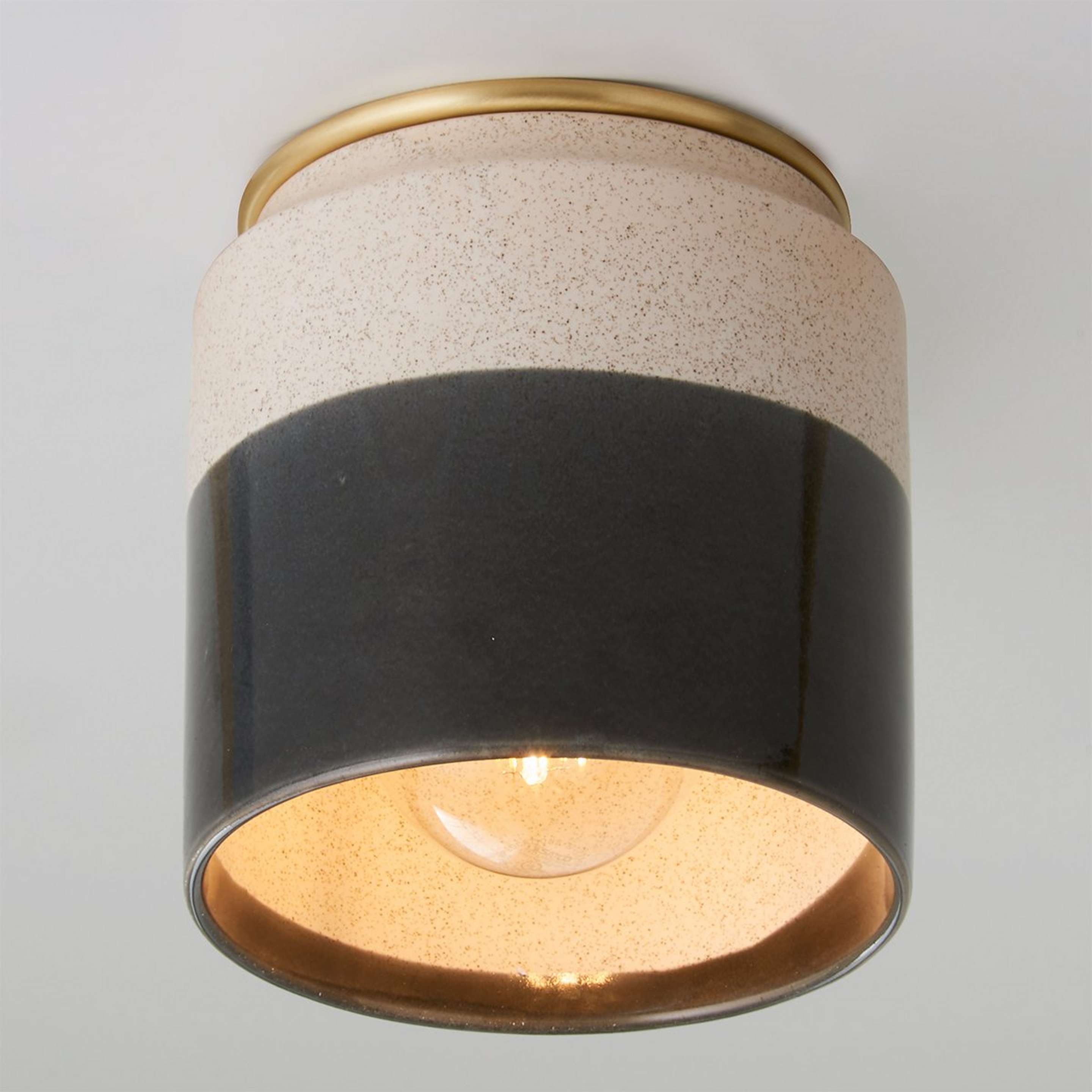 A Mountain Blend Ceiling Light with Brass / Cream / Carbon color