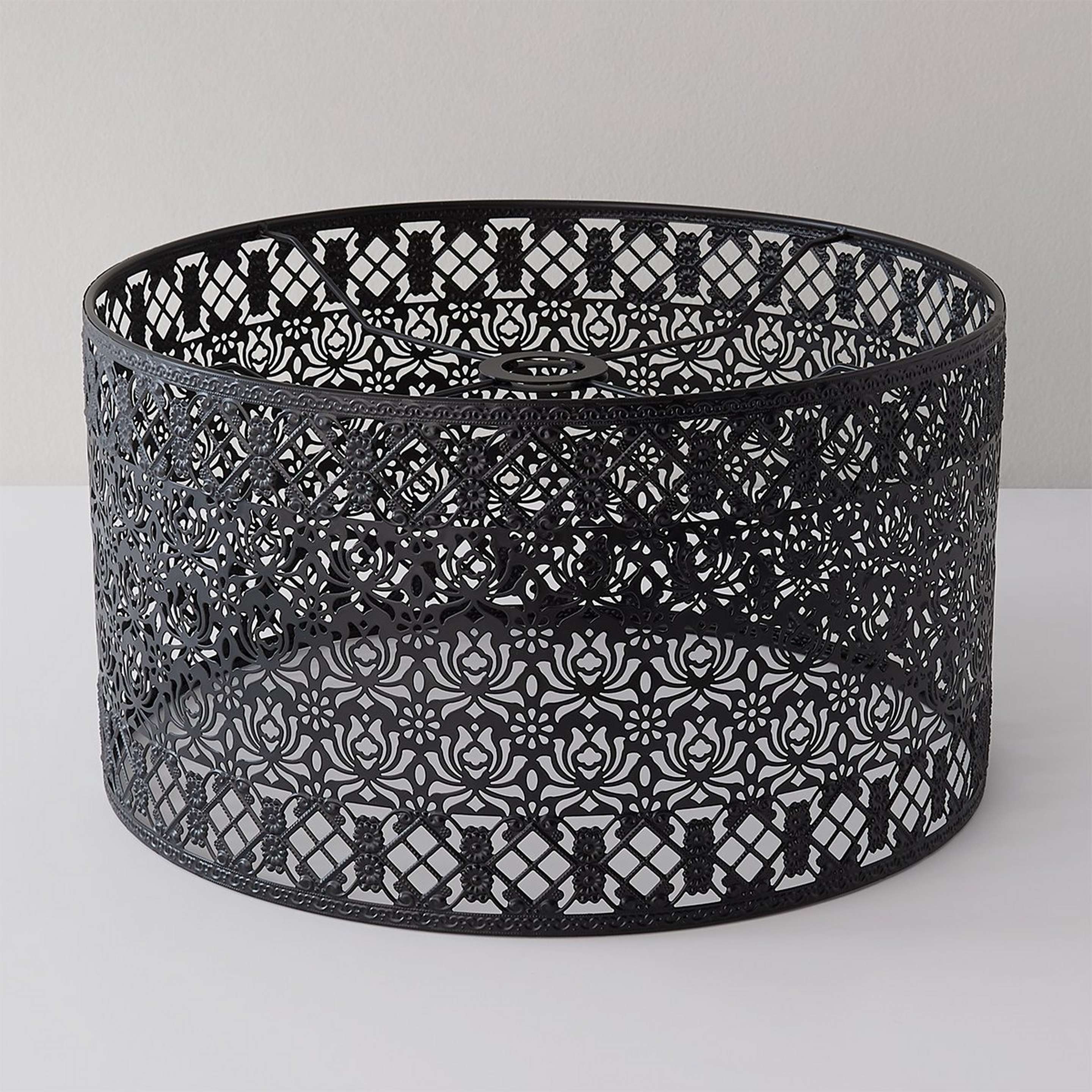 A 18" Filigree Lotus Euro Fitter Metal Shade with Black color