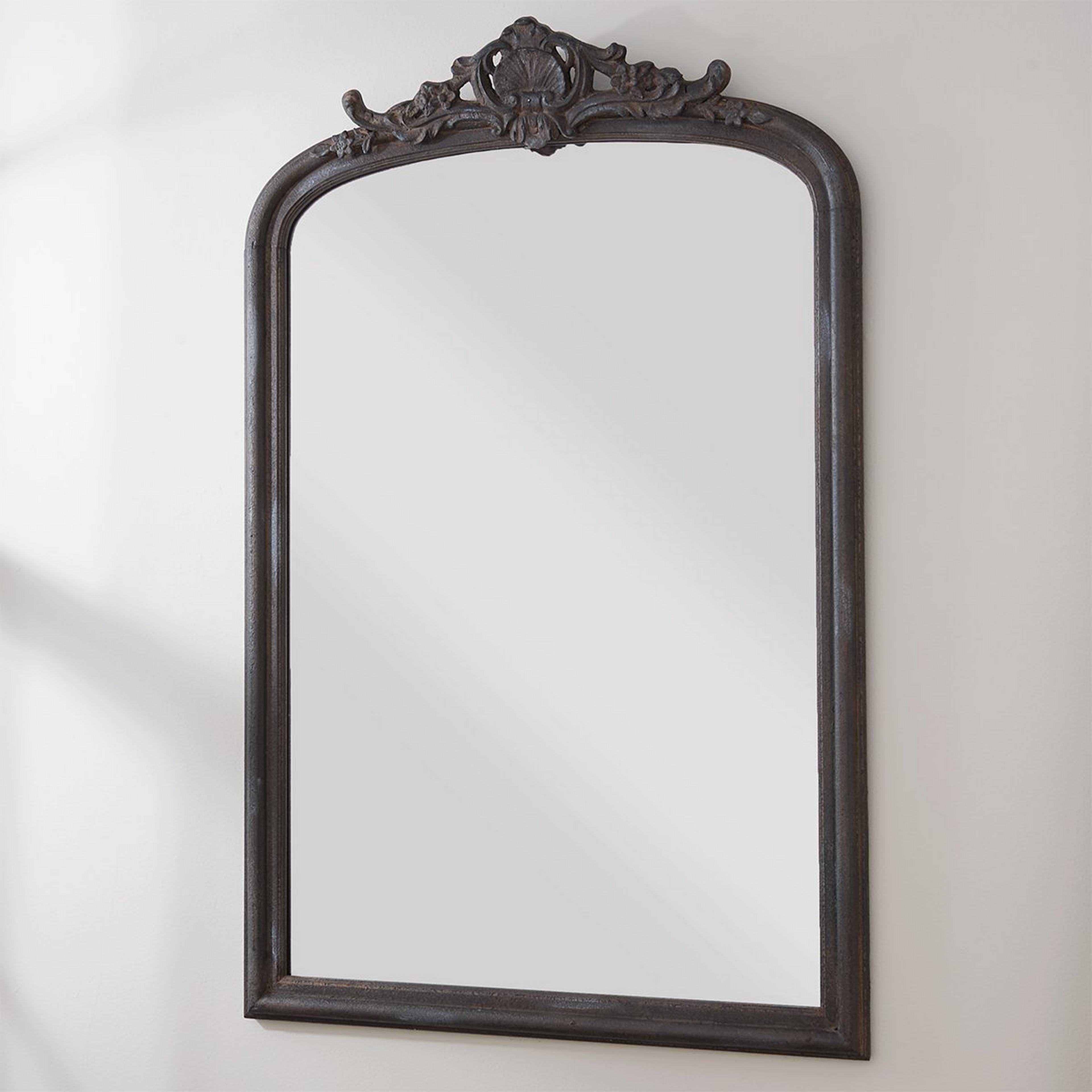 A Aged Evelyn Mirror with Aged Black color