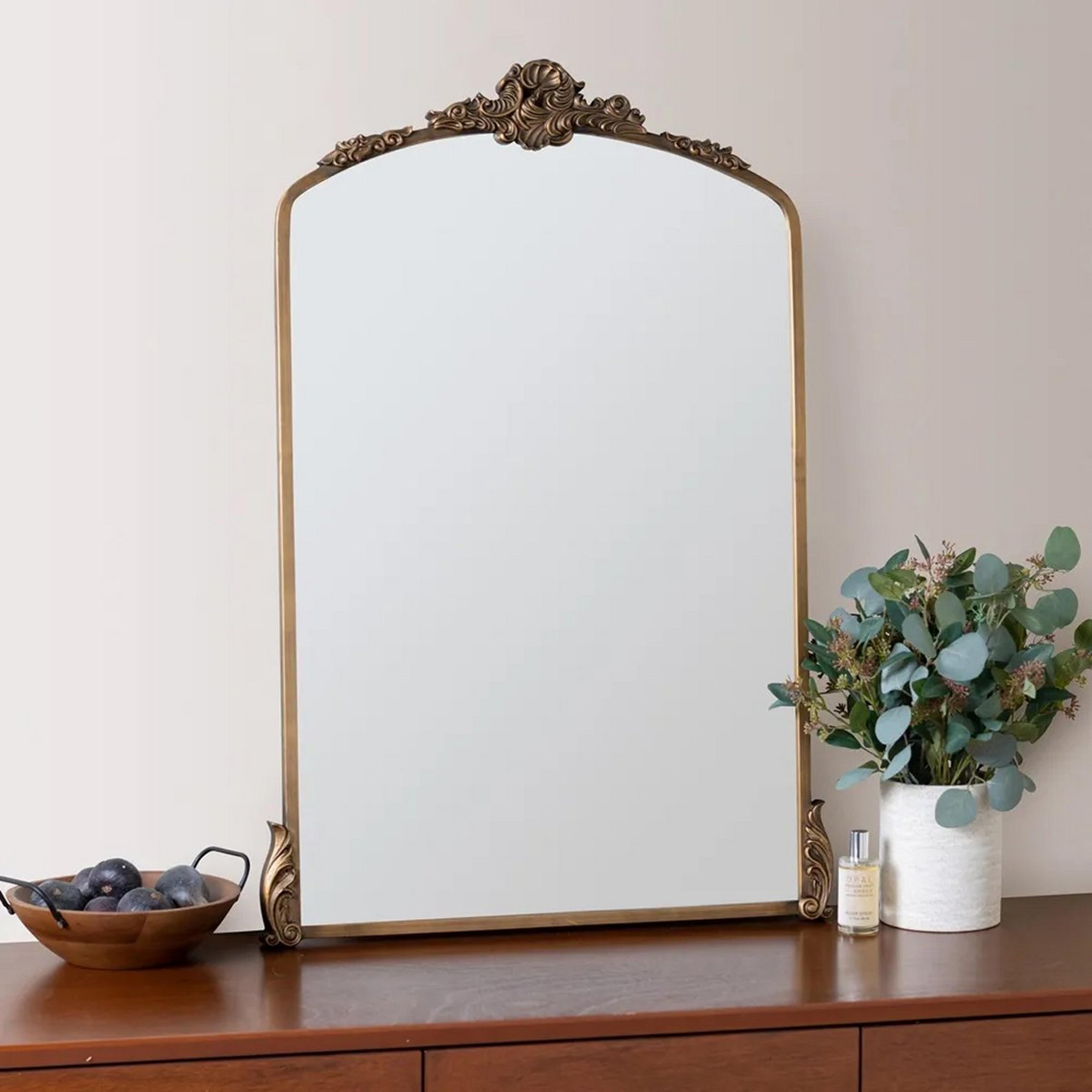 Evie Mirror