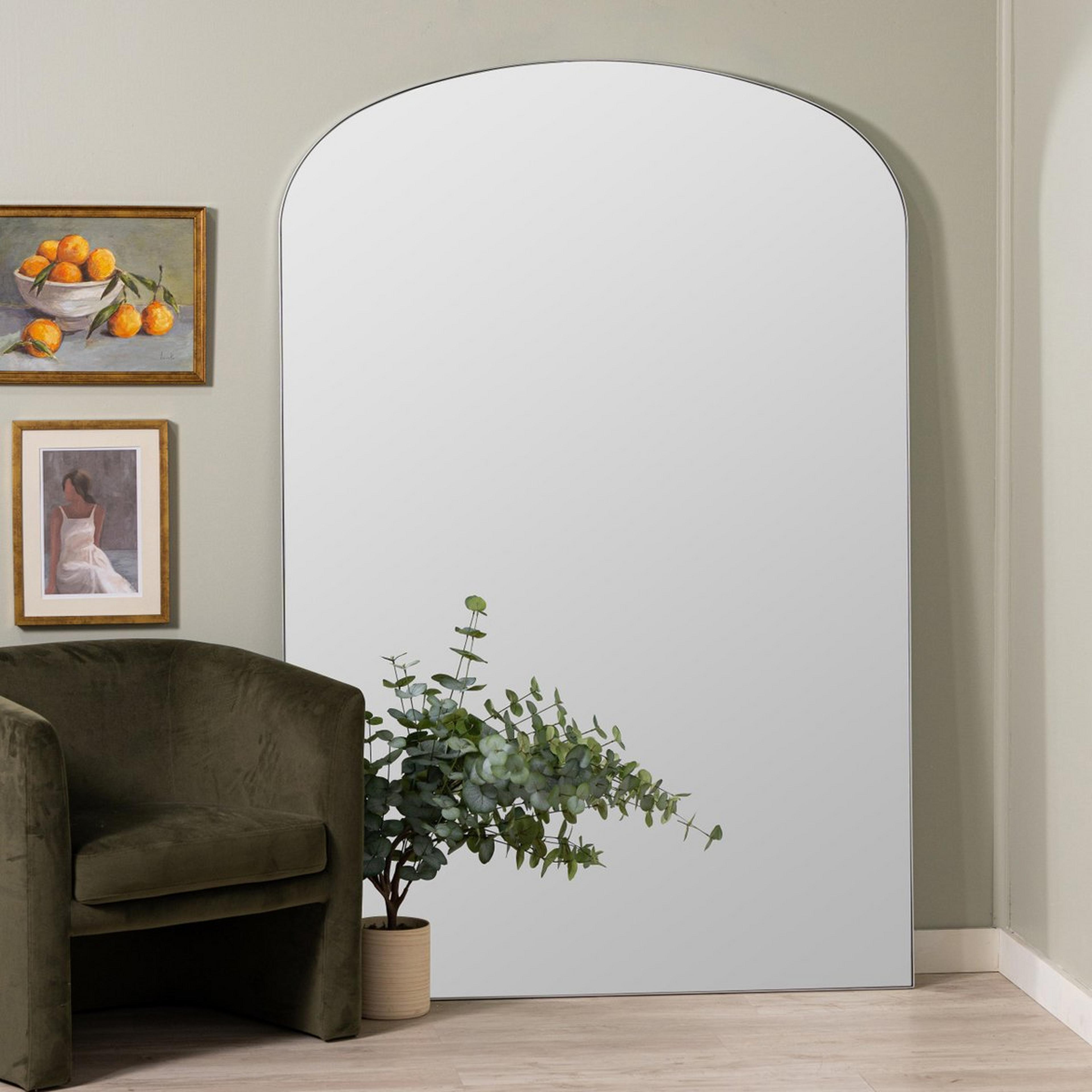 A Marcin Mirror with Silver color