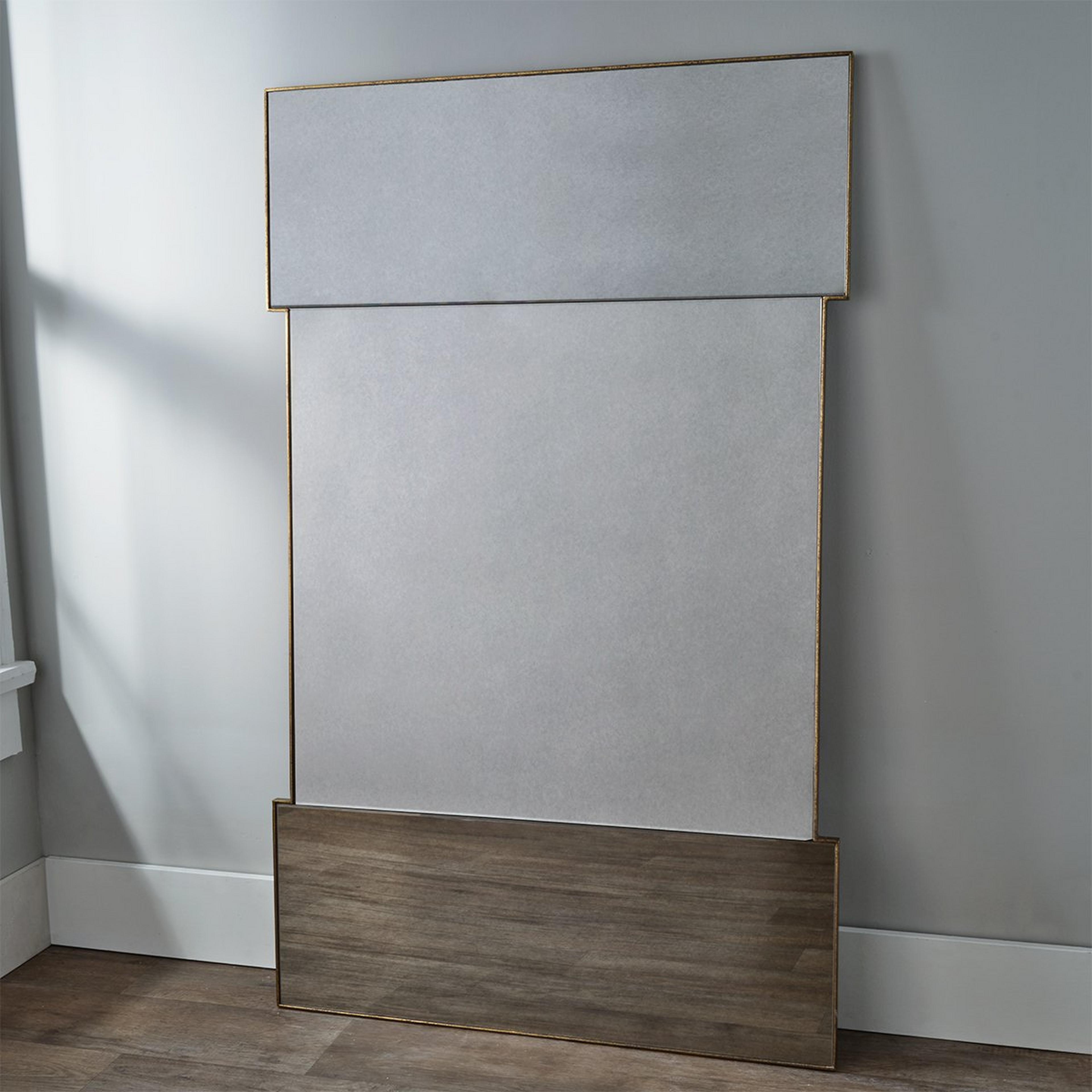 A Charlize Mirror with Antique Gold color