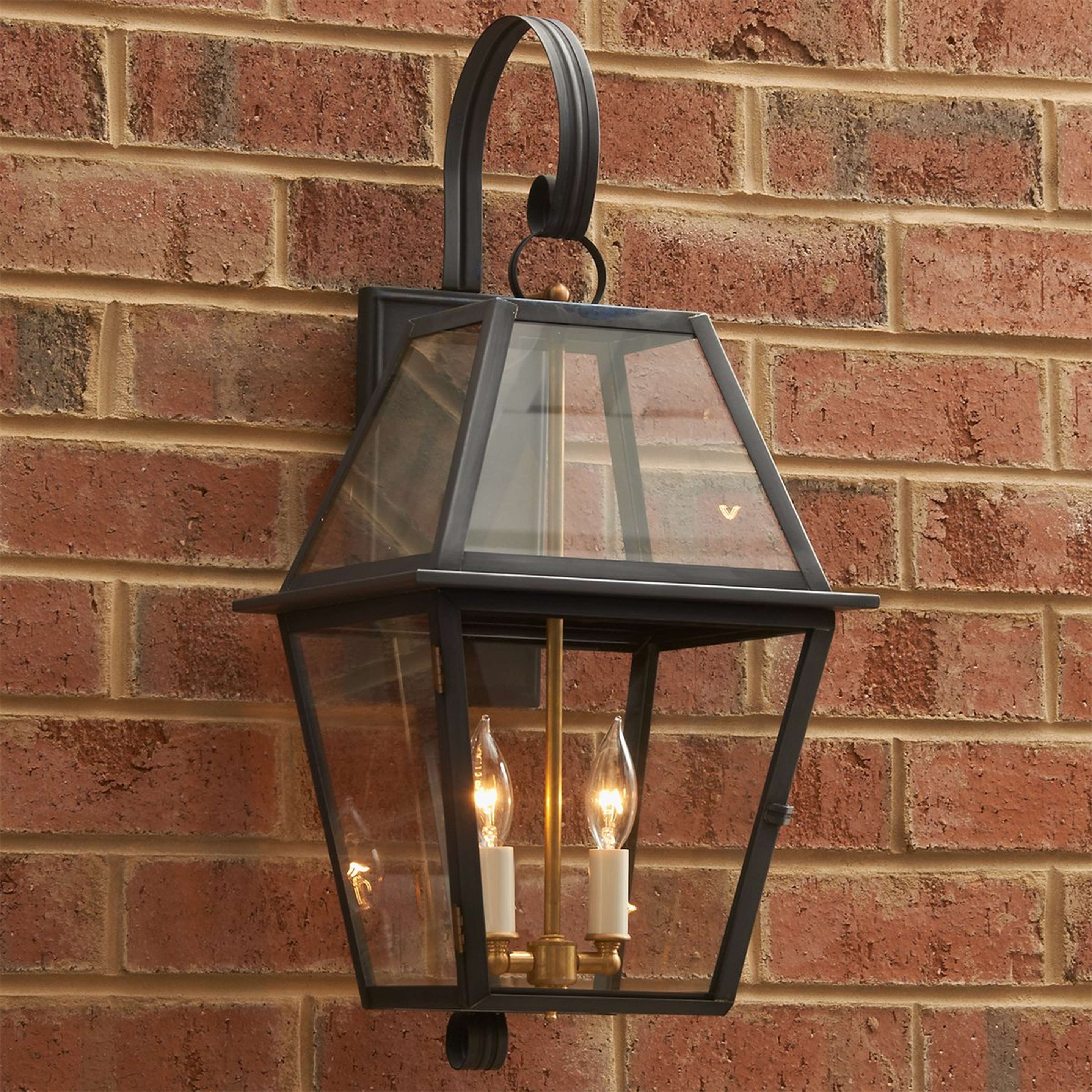 A Colonial Metalcrafts Richmond Outdoor Sconce - Large with Darkened Copper / Clear Glass color