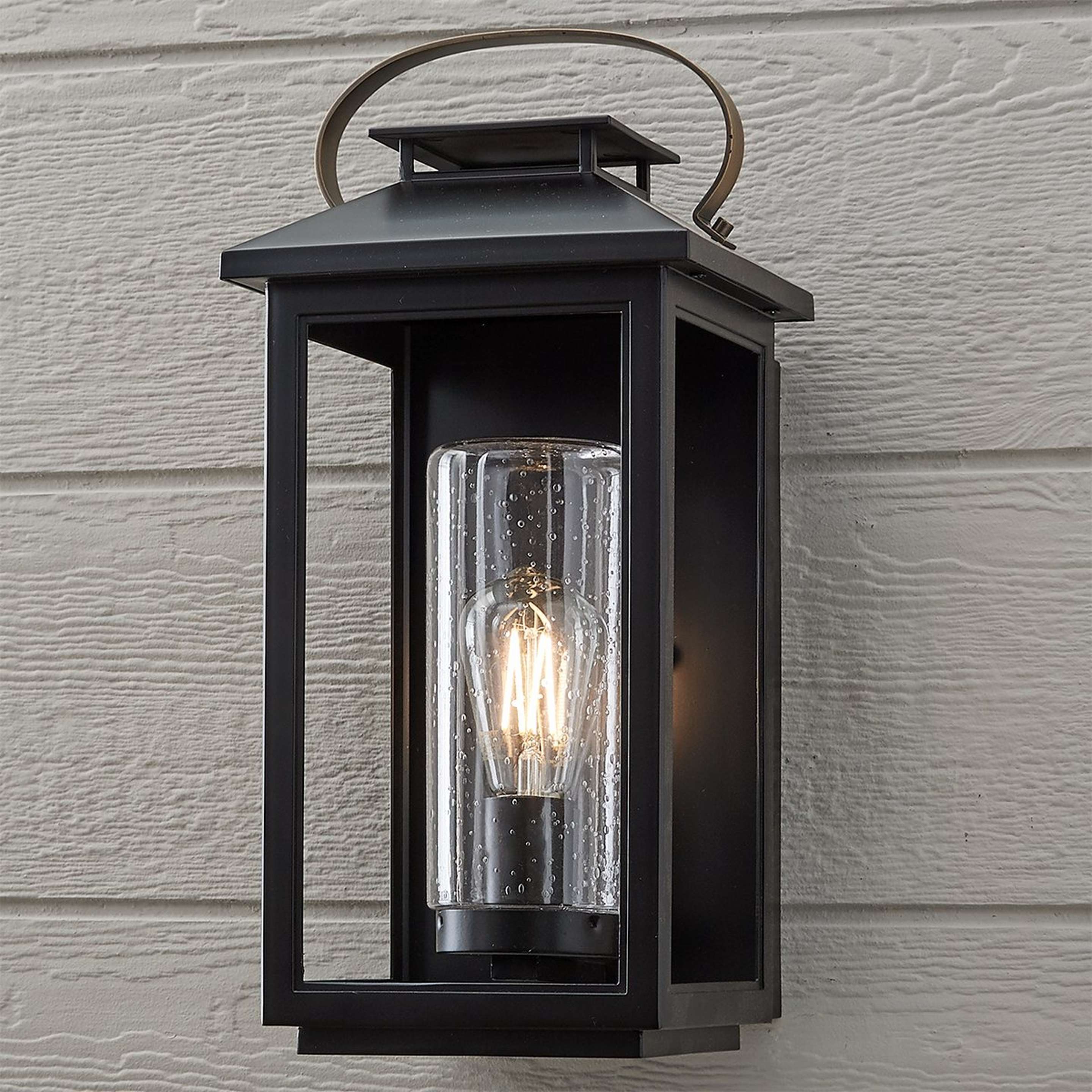 River House Chic Outdoor Sconce