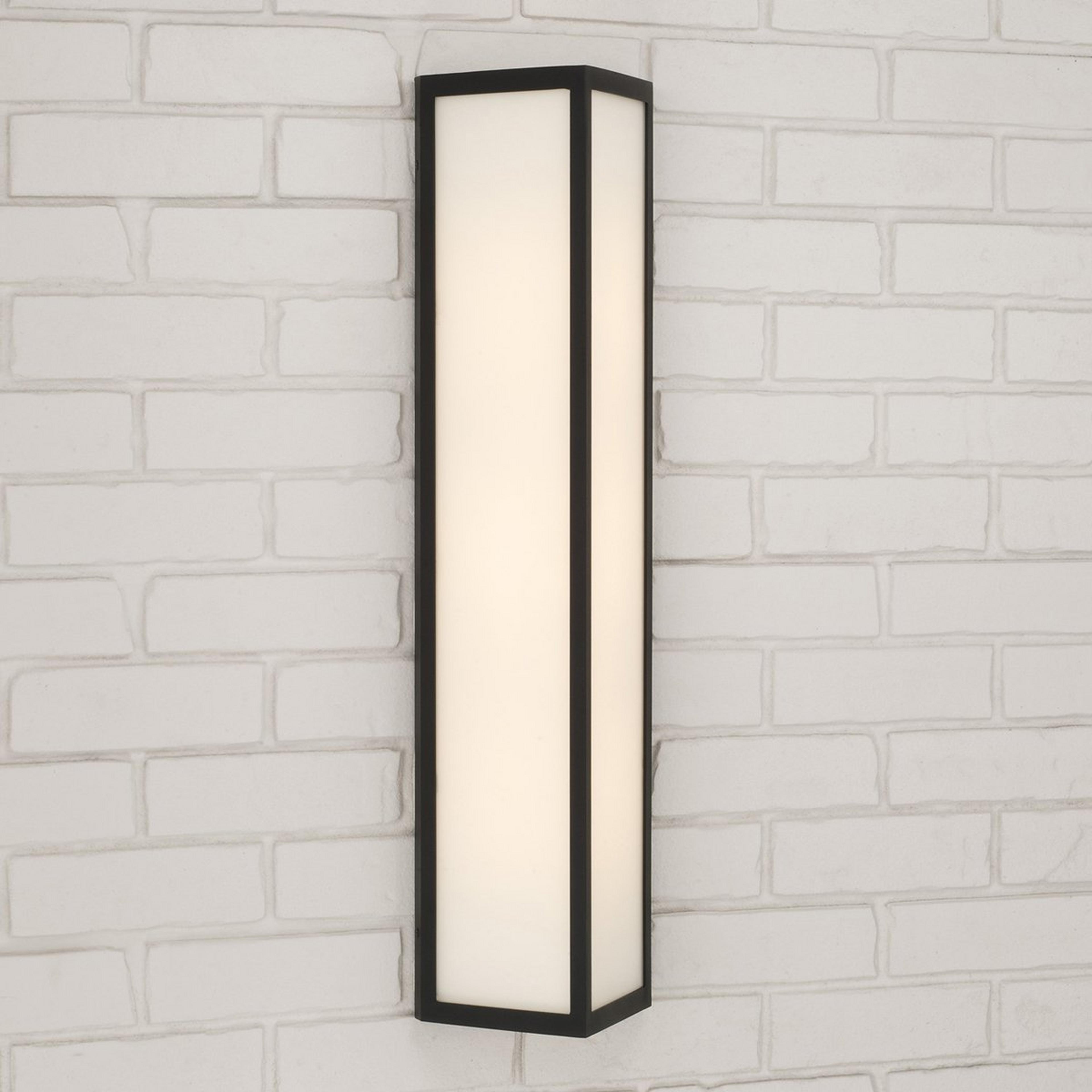 Selected product image