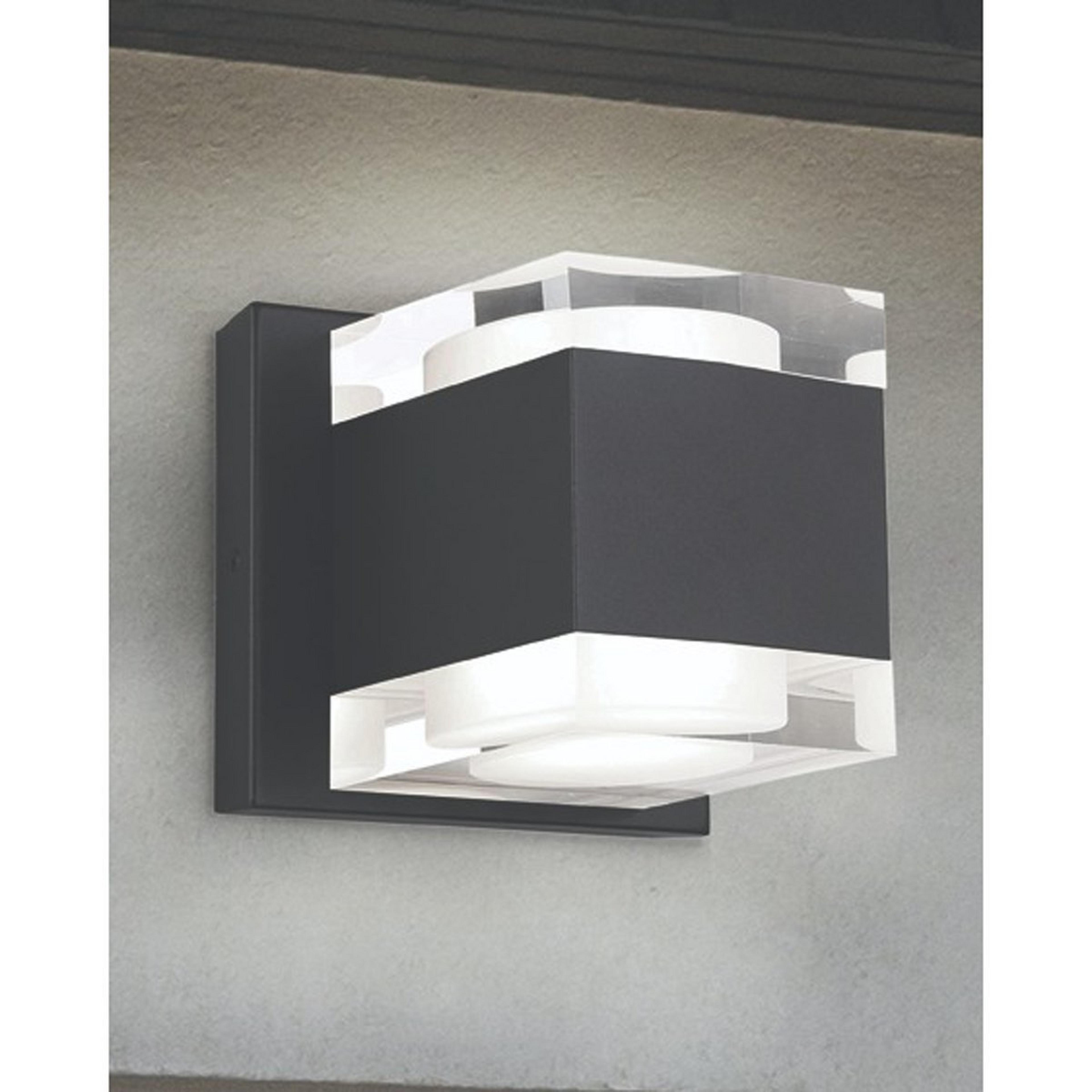 Selected product image