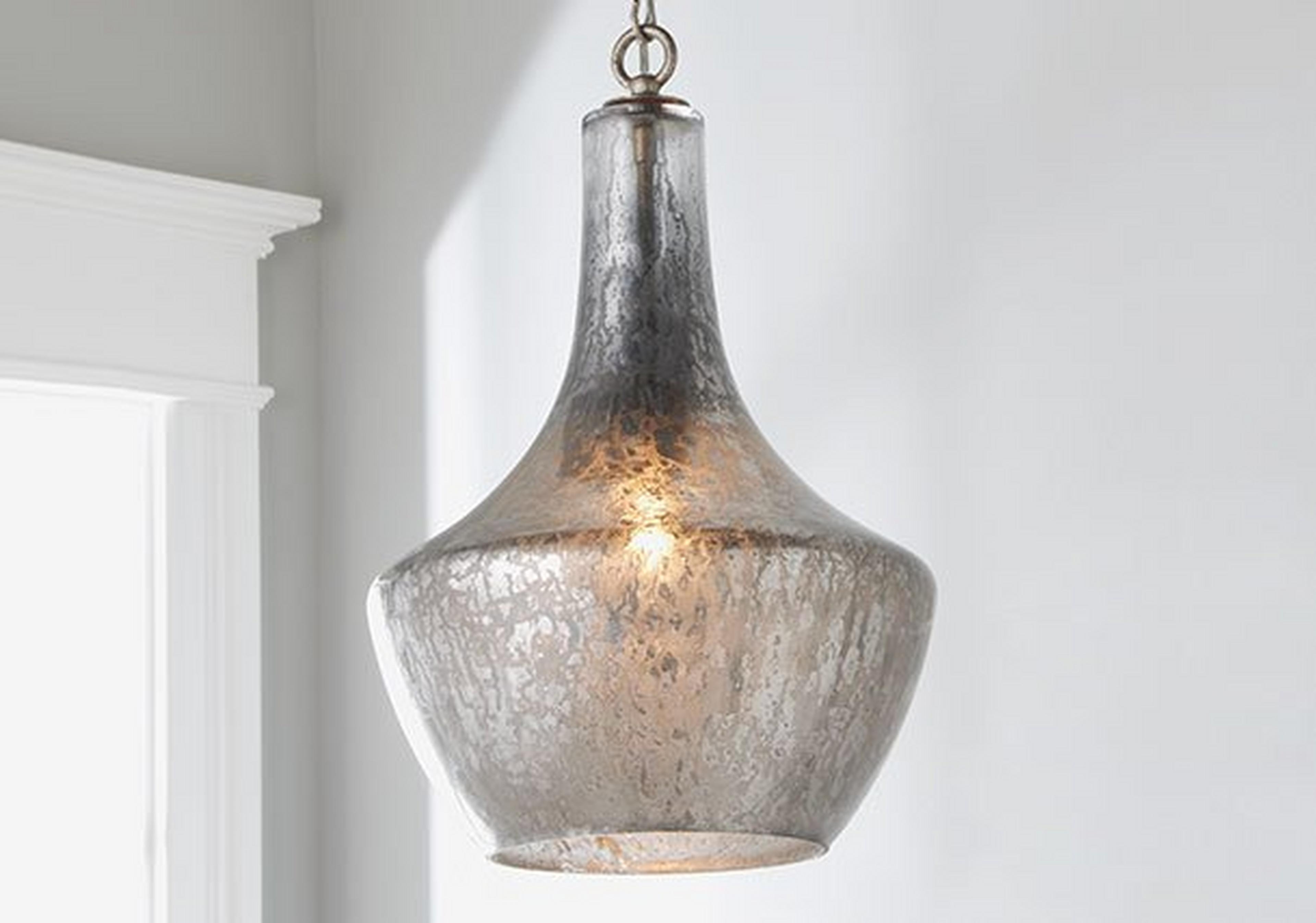 Pendants & Lanterns