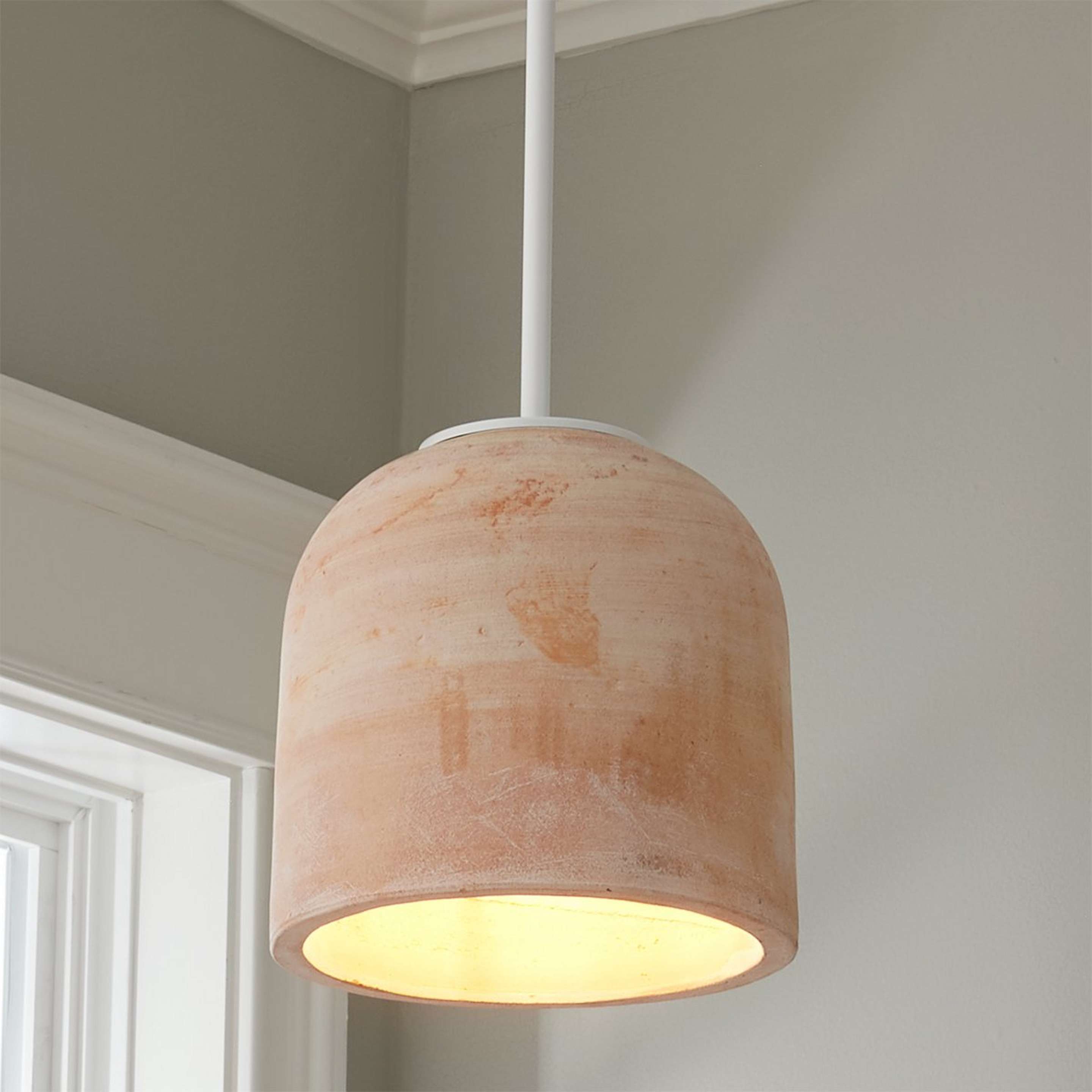 A Rustic Terracotta Pendant with White / Aged Terracotta color