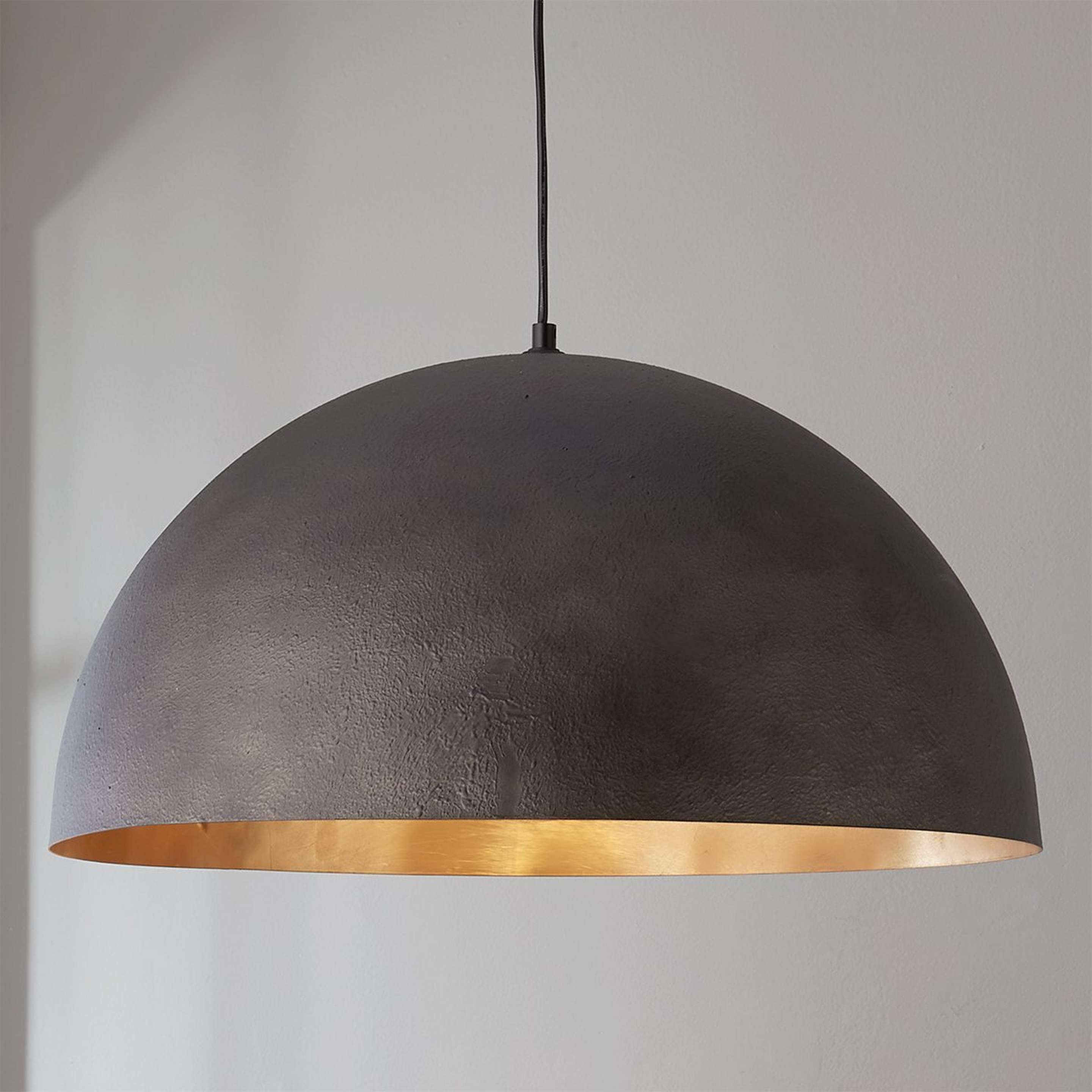 A Verve Shell Pendant - Large with Gunmetal / Gold Leaf color