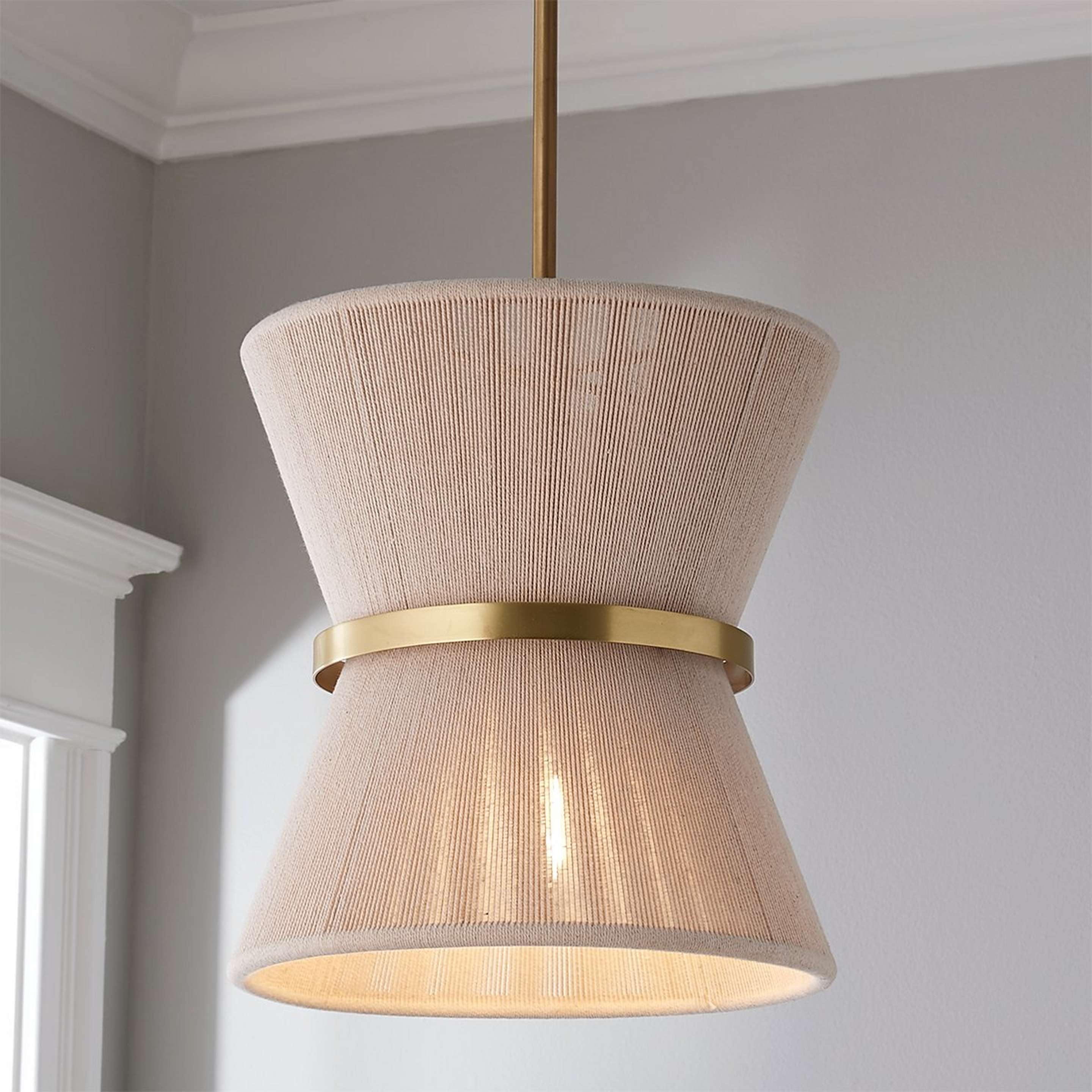 A Halia Pendant with Brass / Natural Ivory Rope color