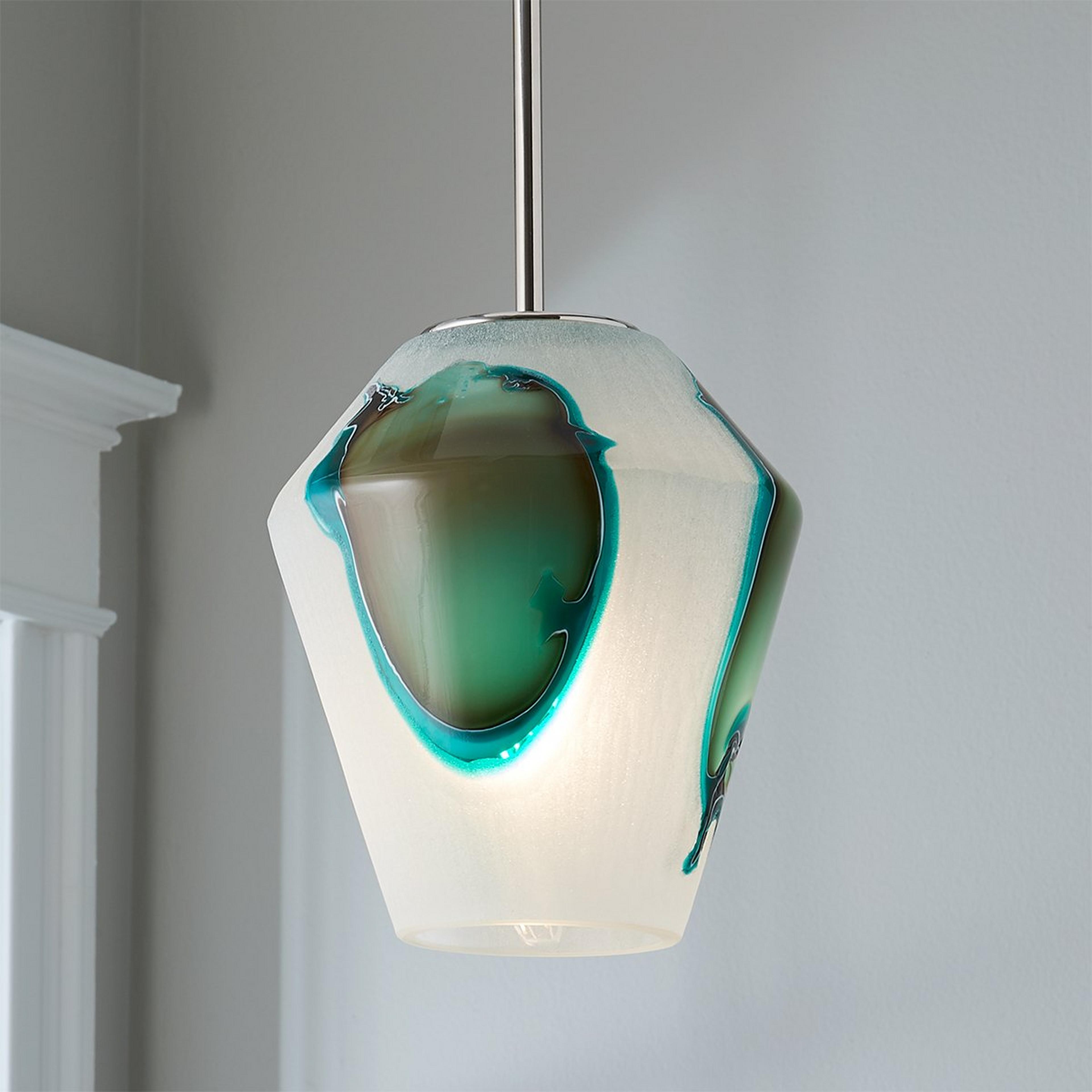 A Islands In The Stream Pendant with undefined color