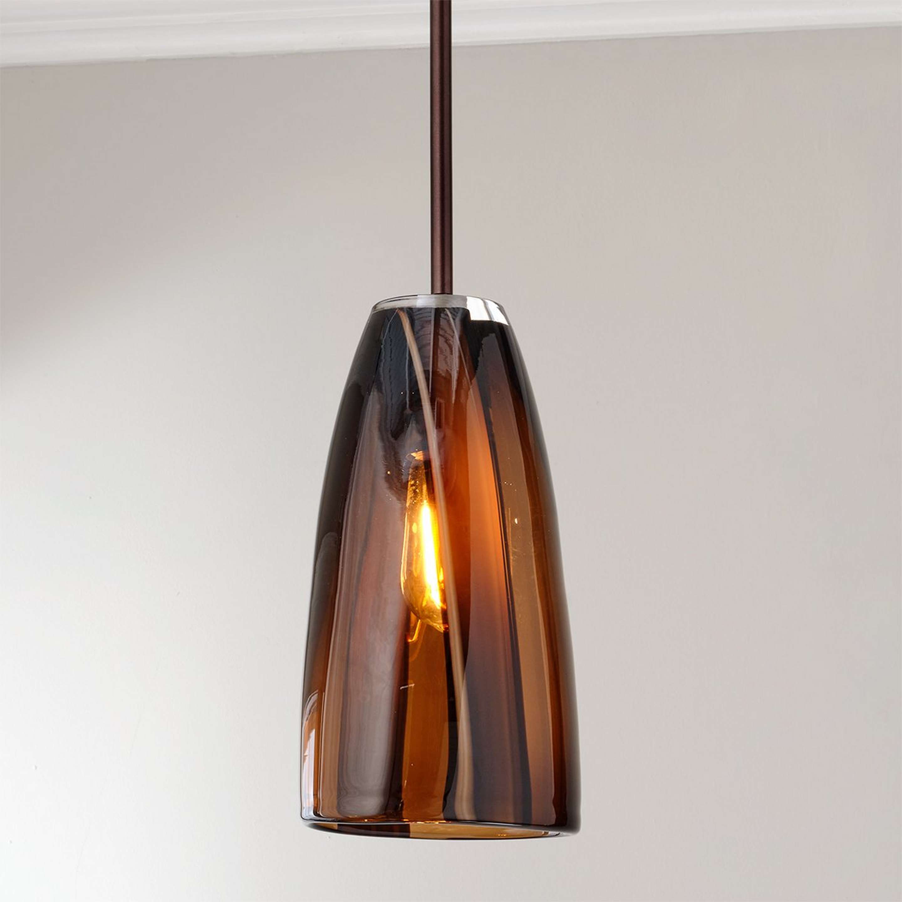A Glowstone Pendant with Bronze / Brown color