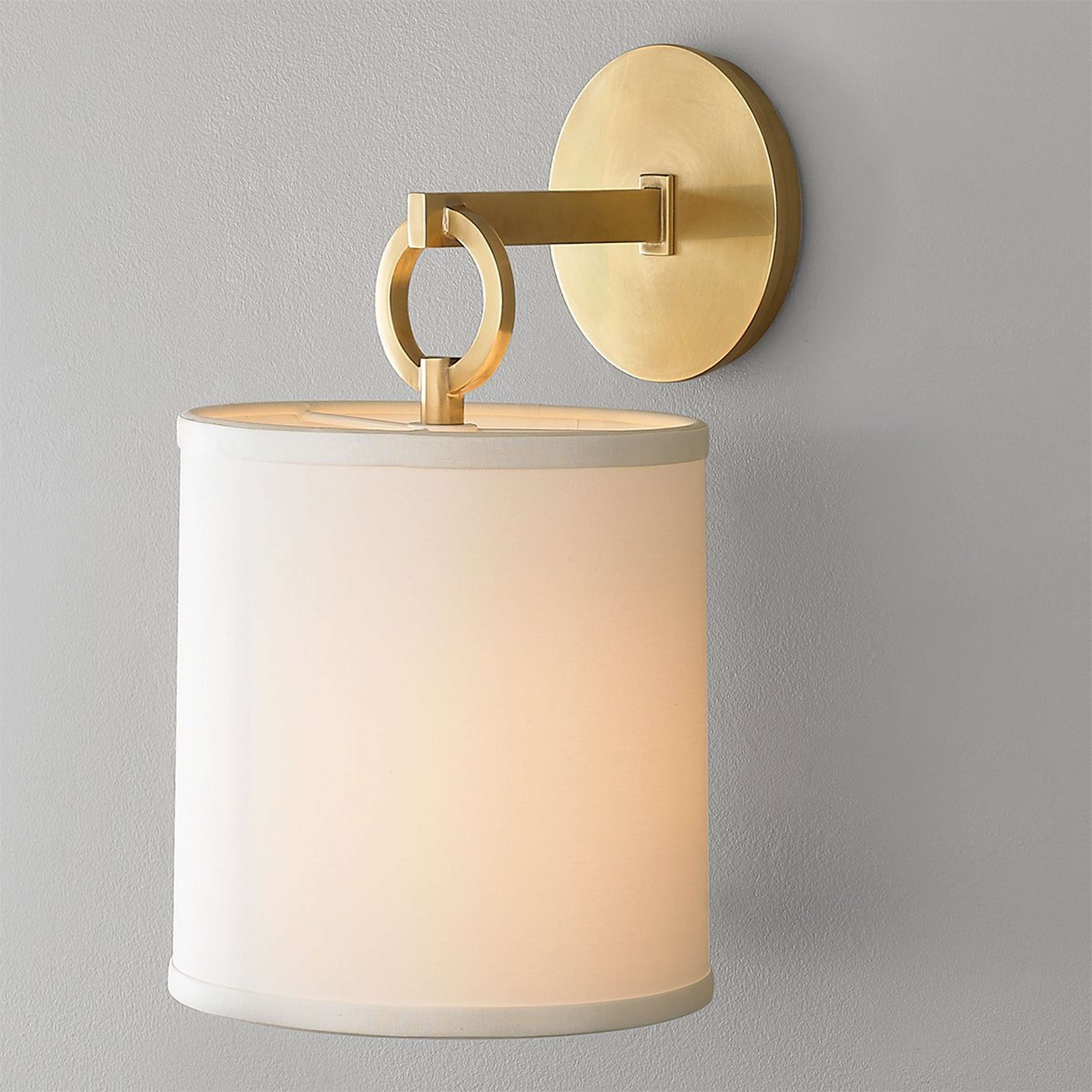 A Full Circle Sconce with Aged Brass / White color