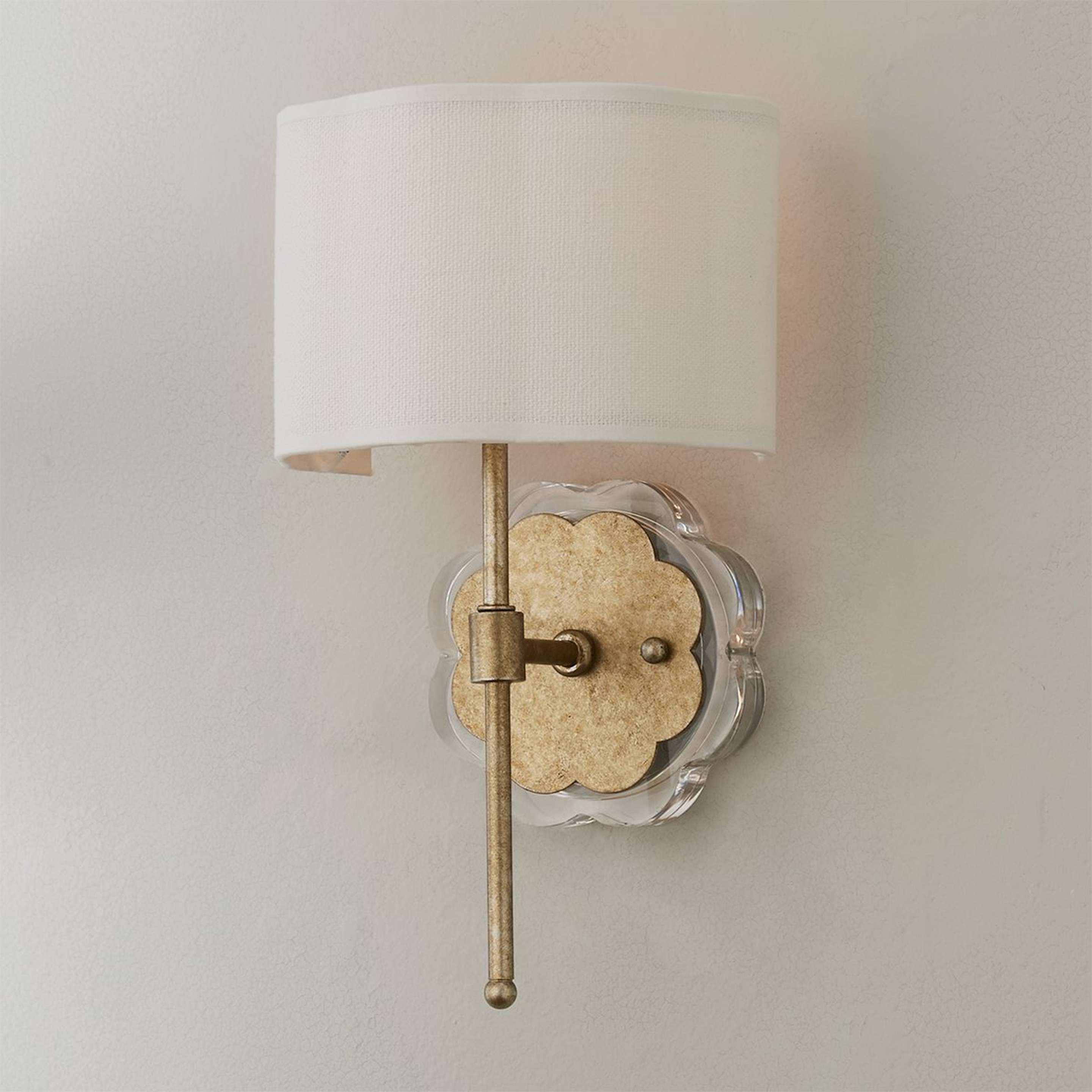 A Scalloped Daisy Shade Sconce with Antique Champagne color