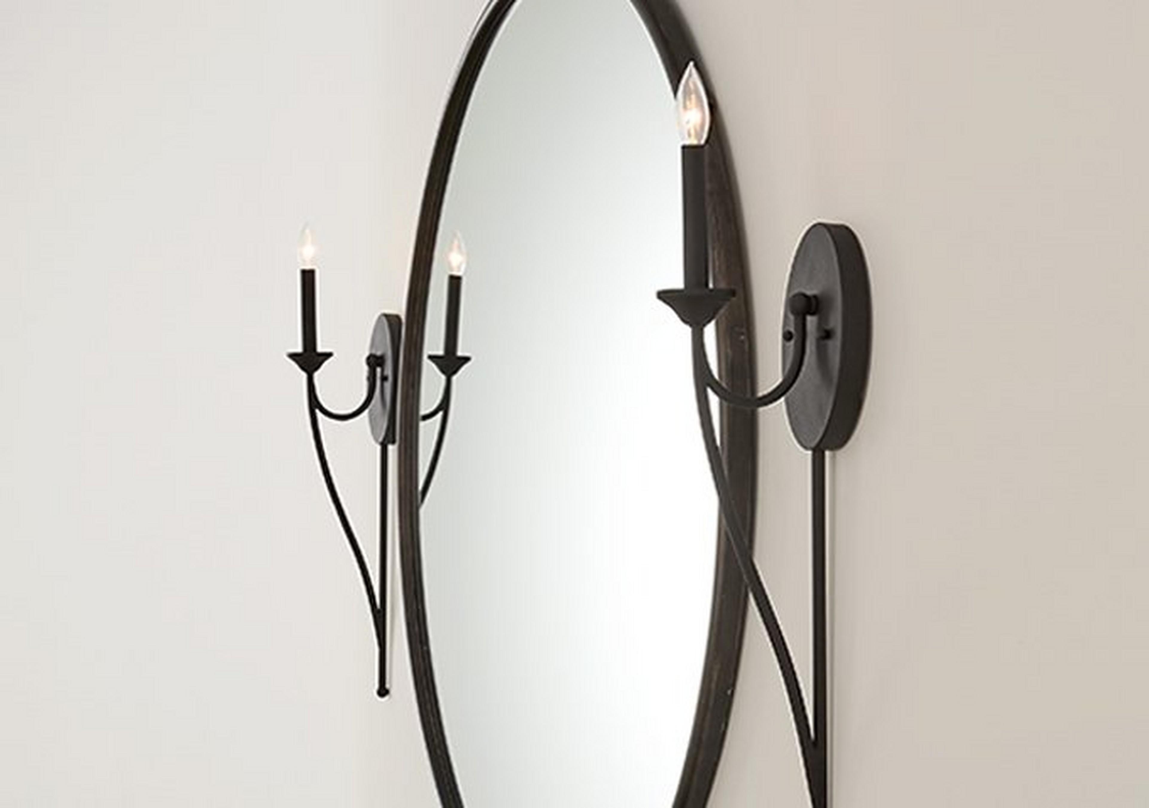 Transitional Colonial Wall Sconce
