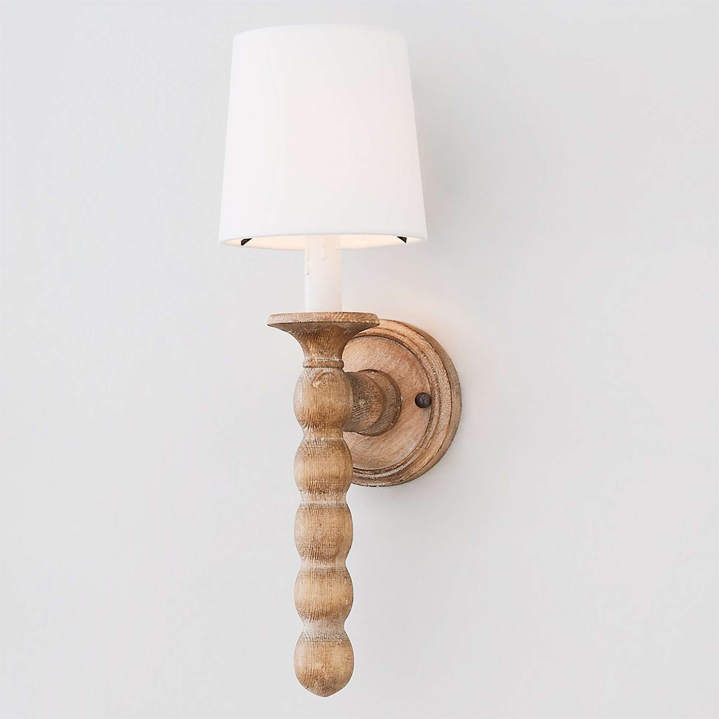 A Dorado Sconce with Natural color