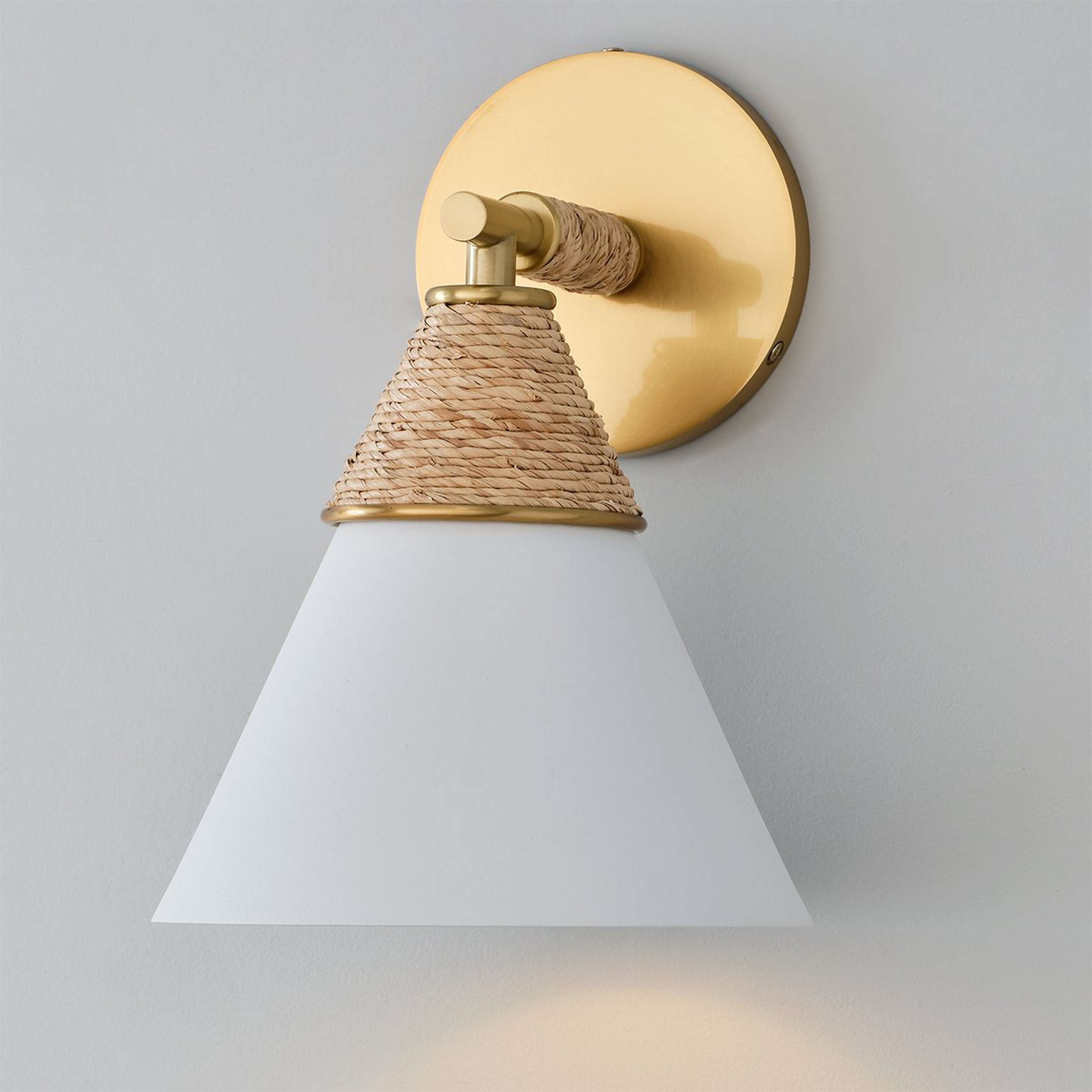 A Fortales Sconce with Aged Brass / Rope / Textured White color