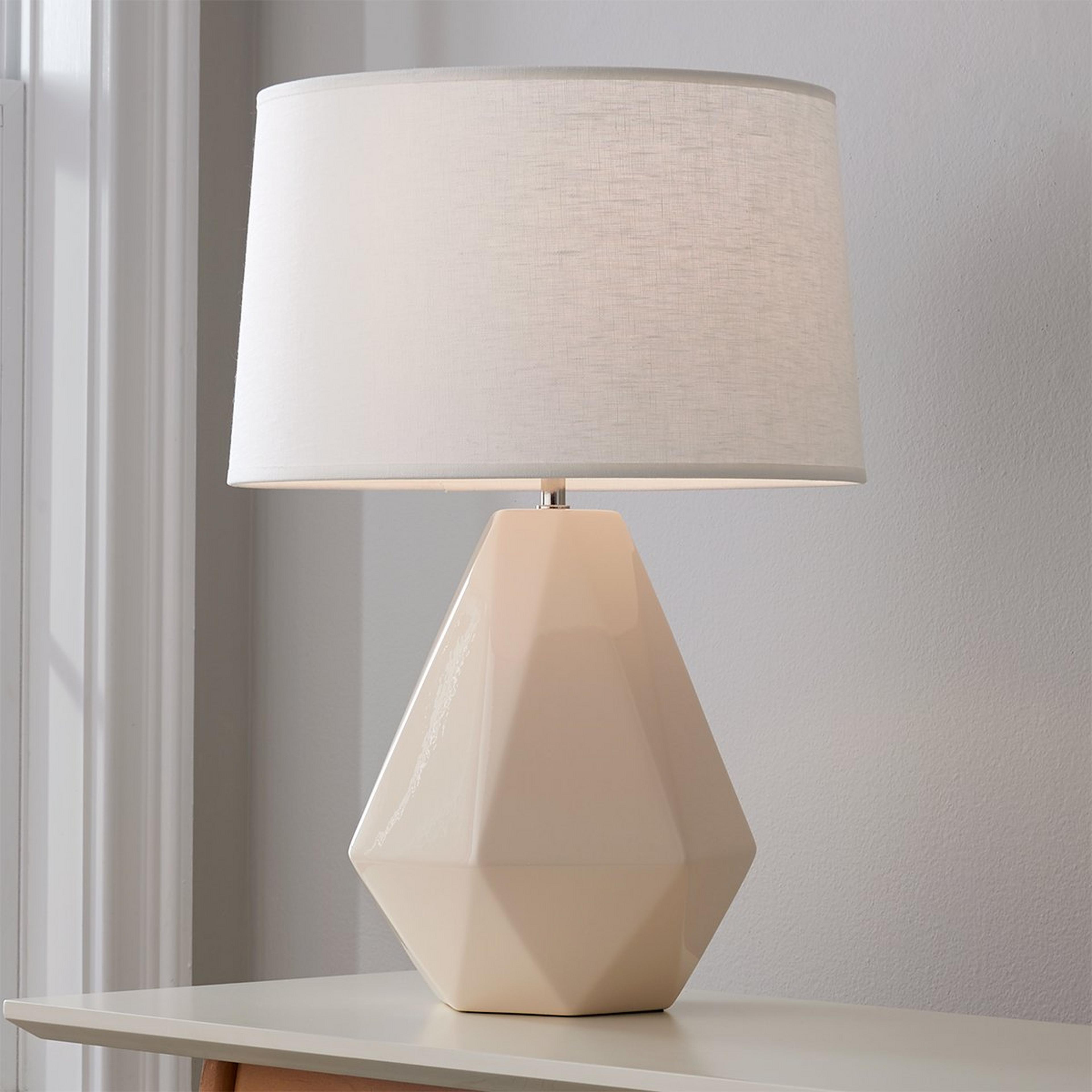 A Sizzling Colors Geometric Ceramic Table Lamp with Bone color
