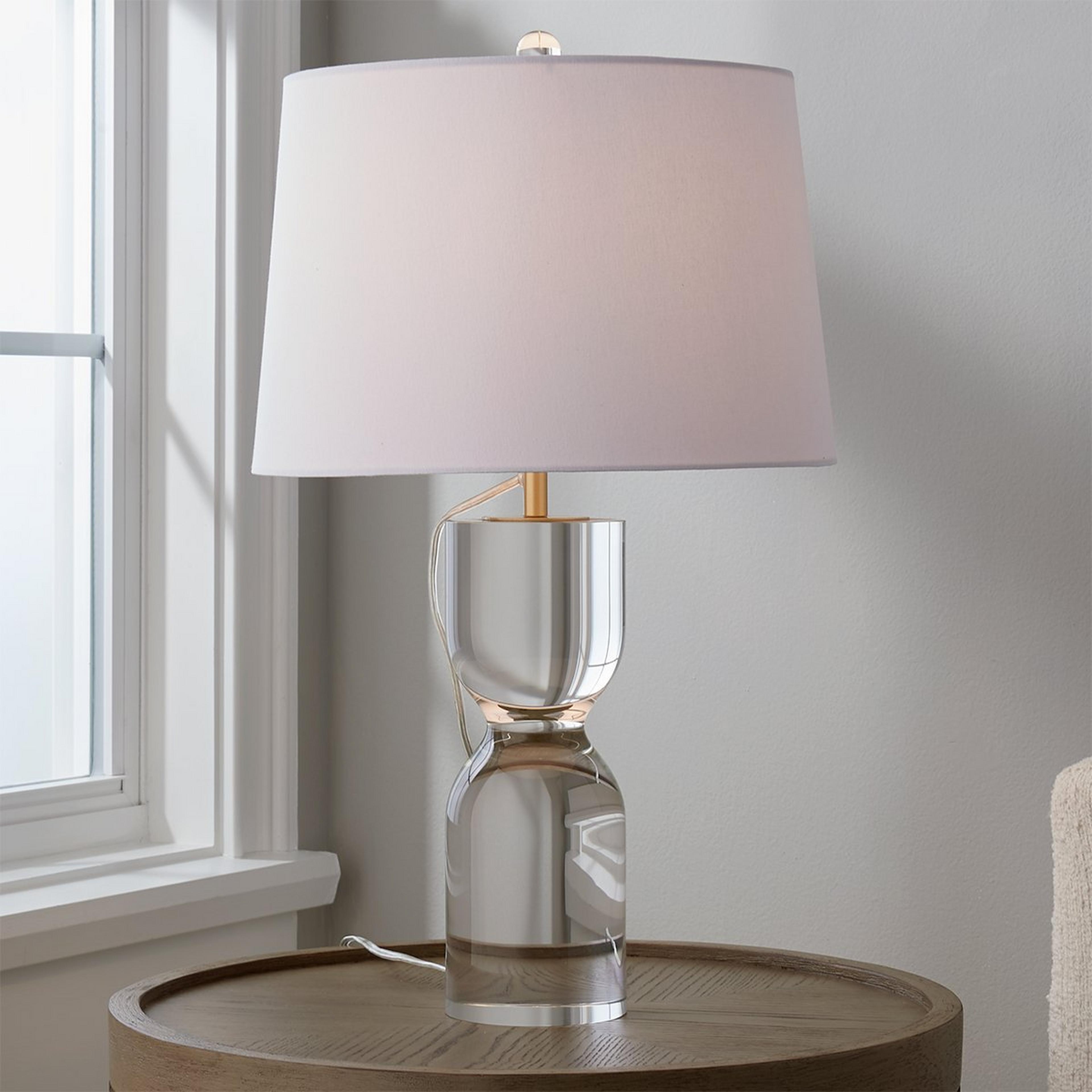A Crystal Hour Table Lamp with Clear color