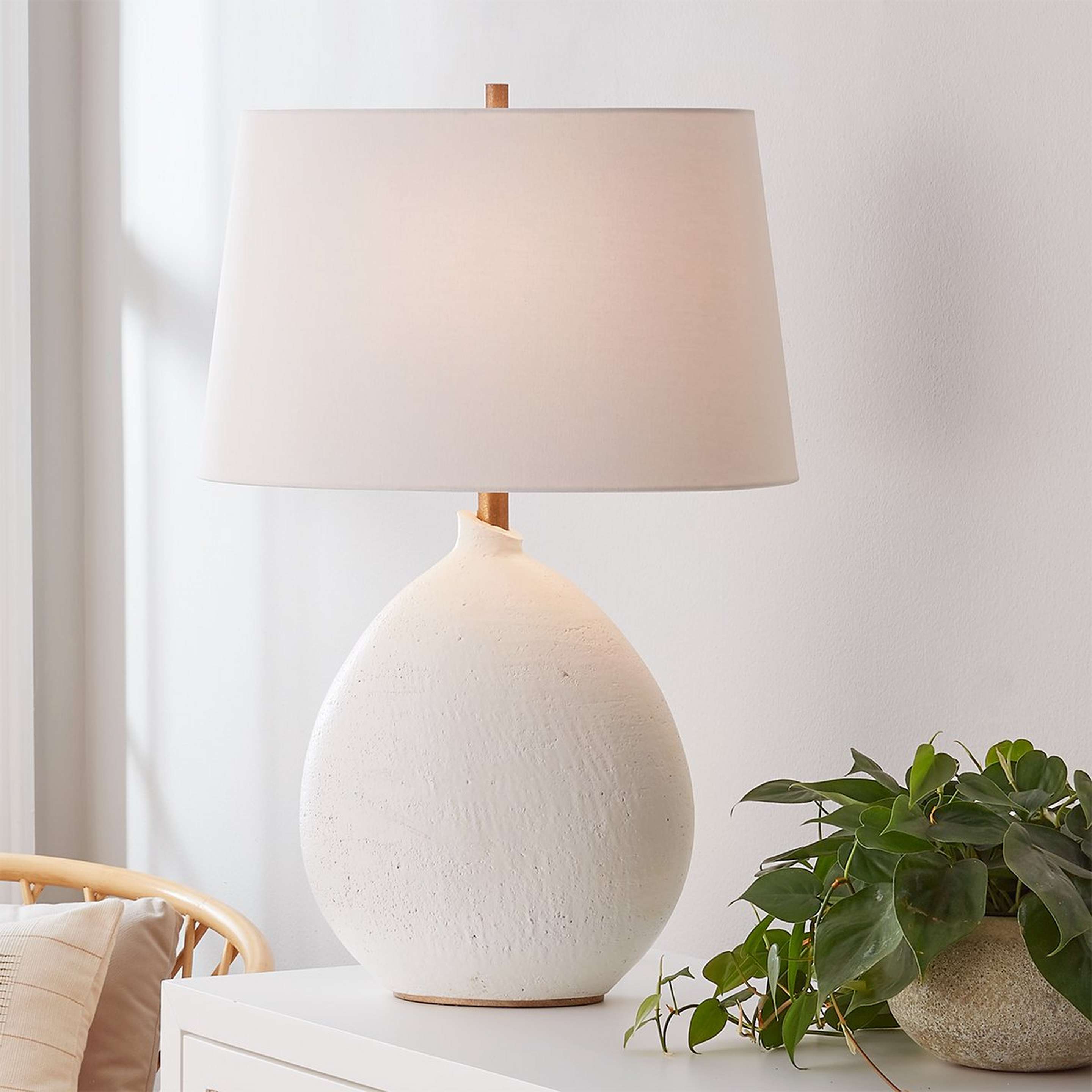 A Santorini Table Lamp with White color