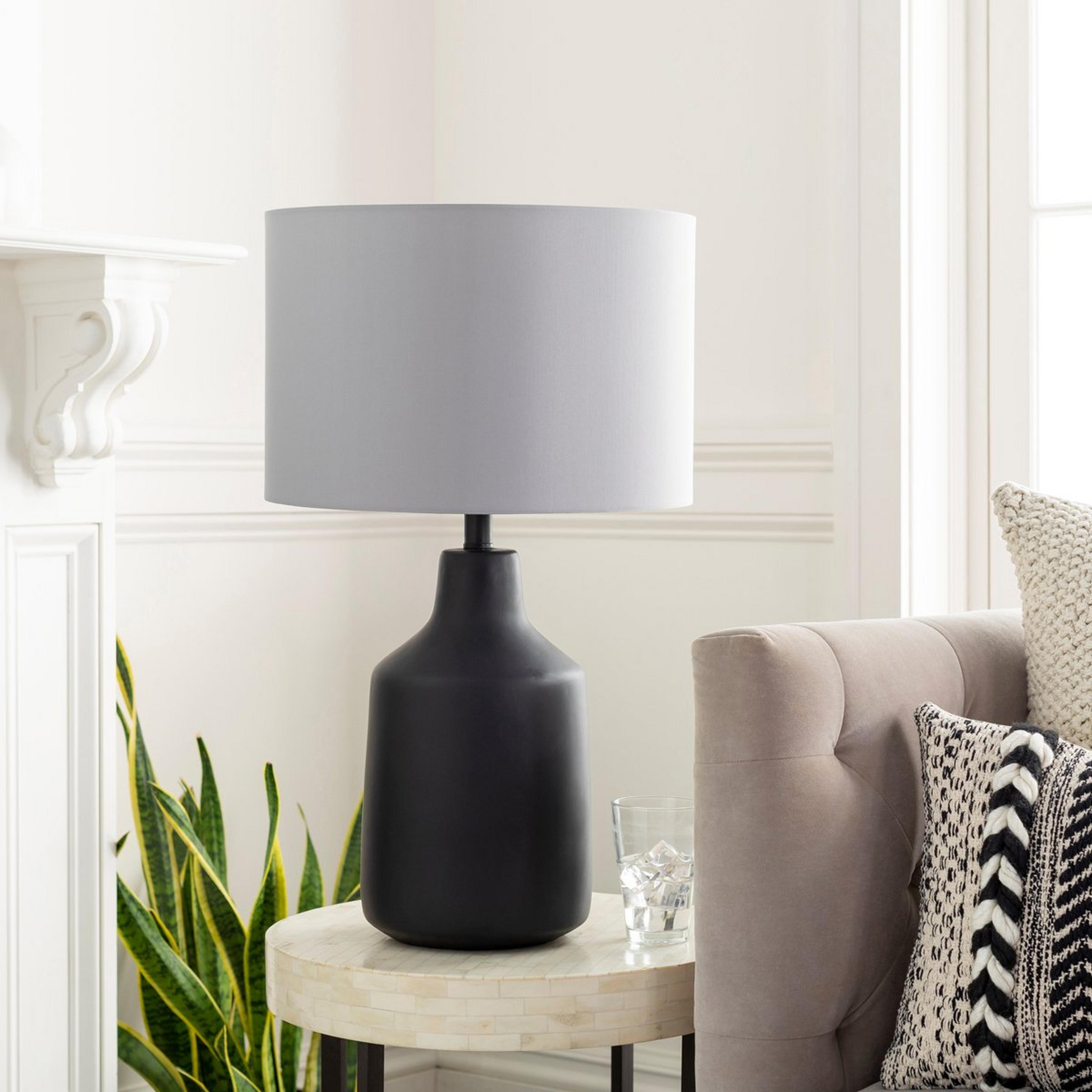A Bolling Table Lamp with Matte Black color