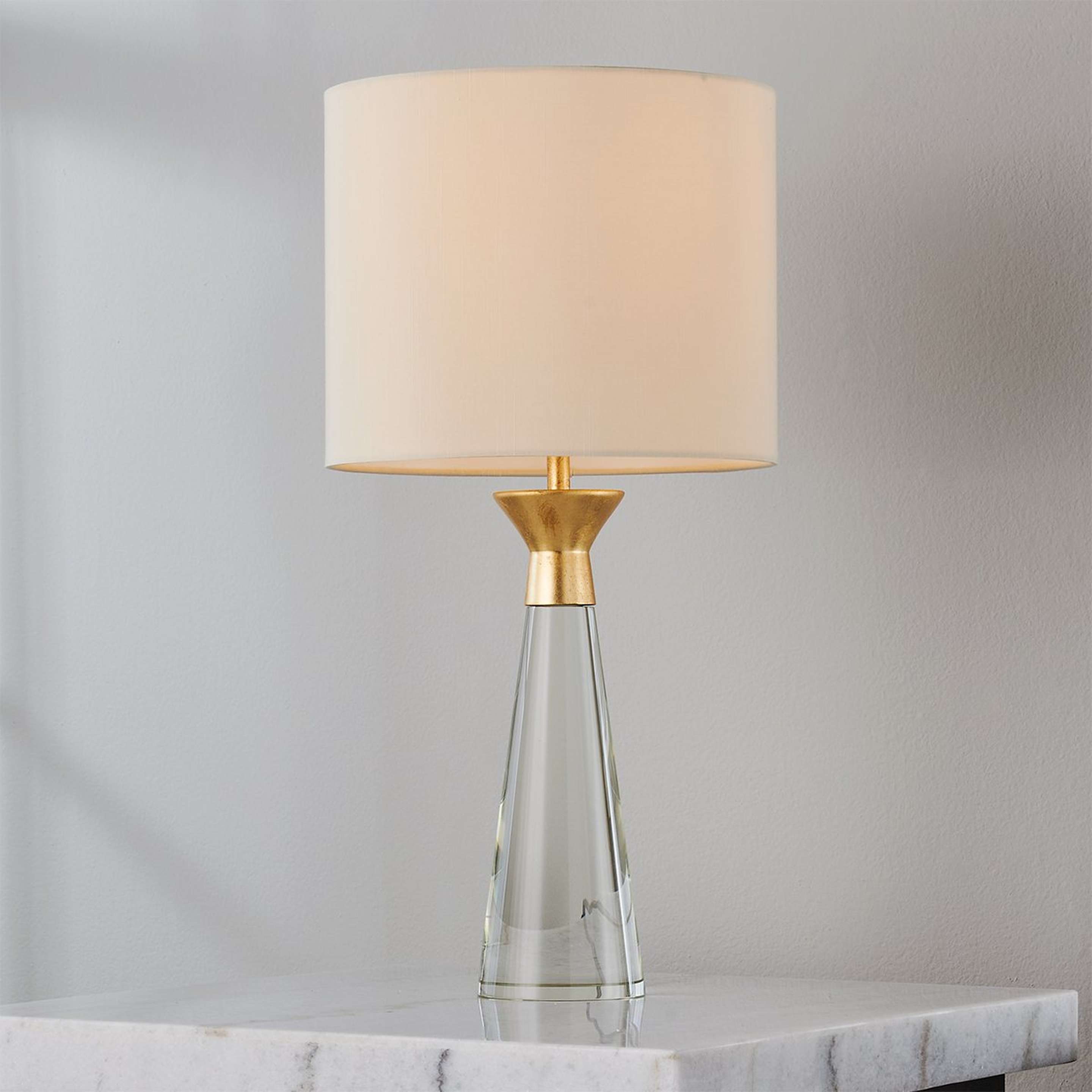A Dunnottar Crystal Table Lamp with Crystal / Gold Leaf color