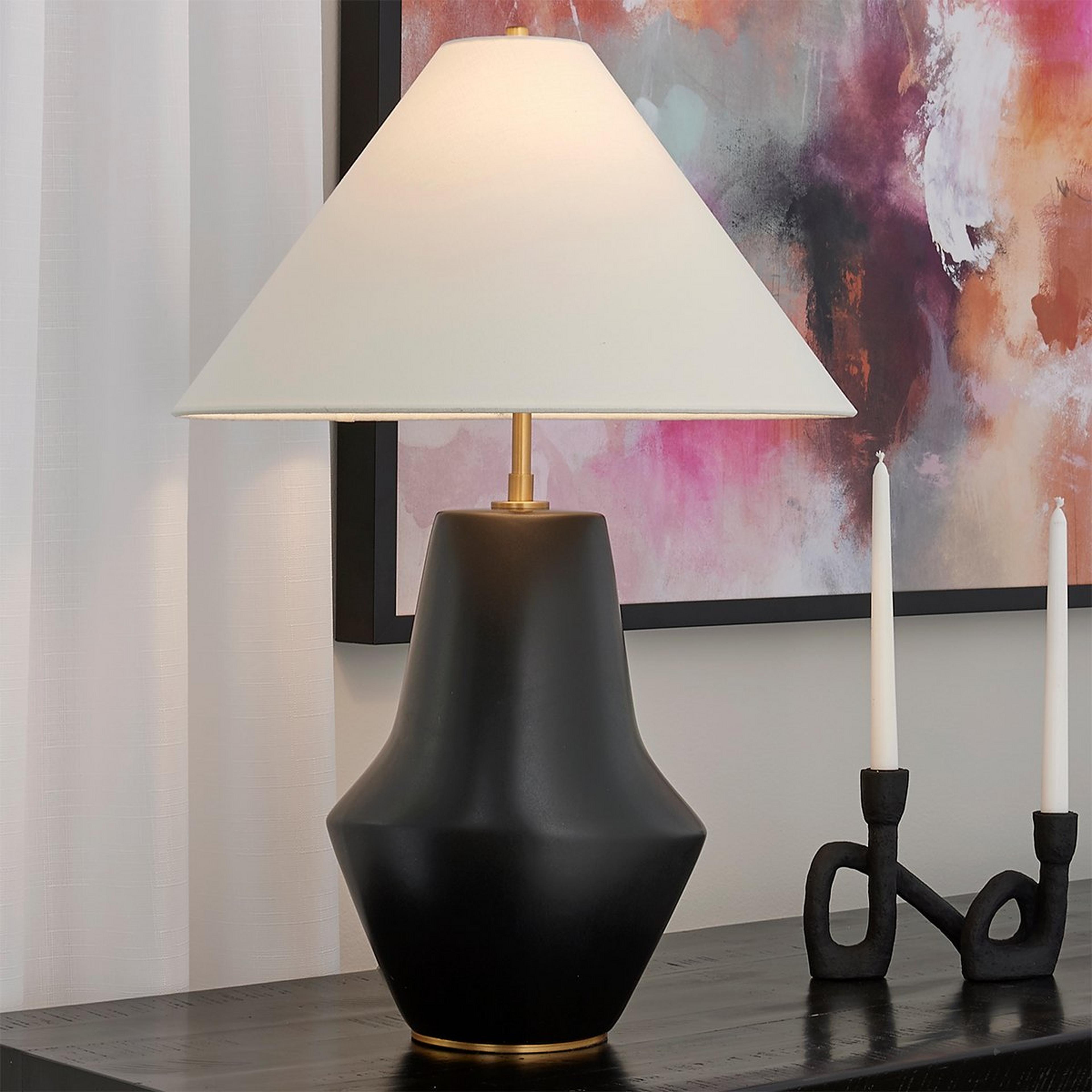 Pandrosion Table Lamp