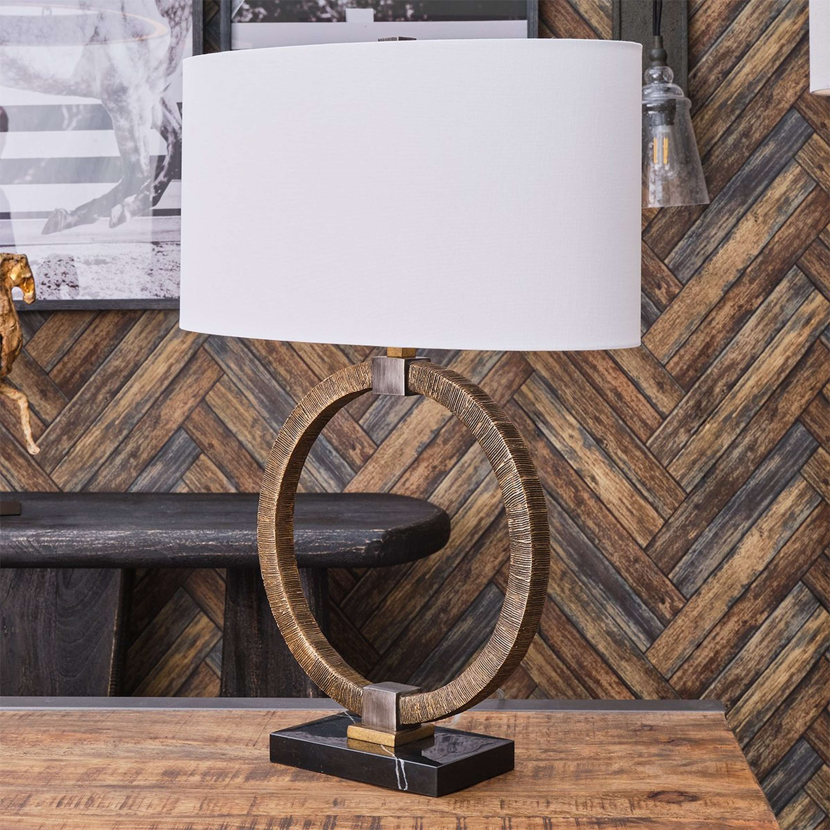 A Vuoto Table Lamp with Aged Gold / Dark Bronze / Black color