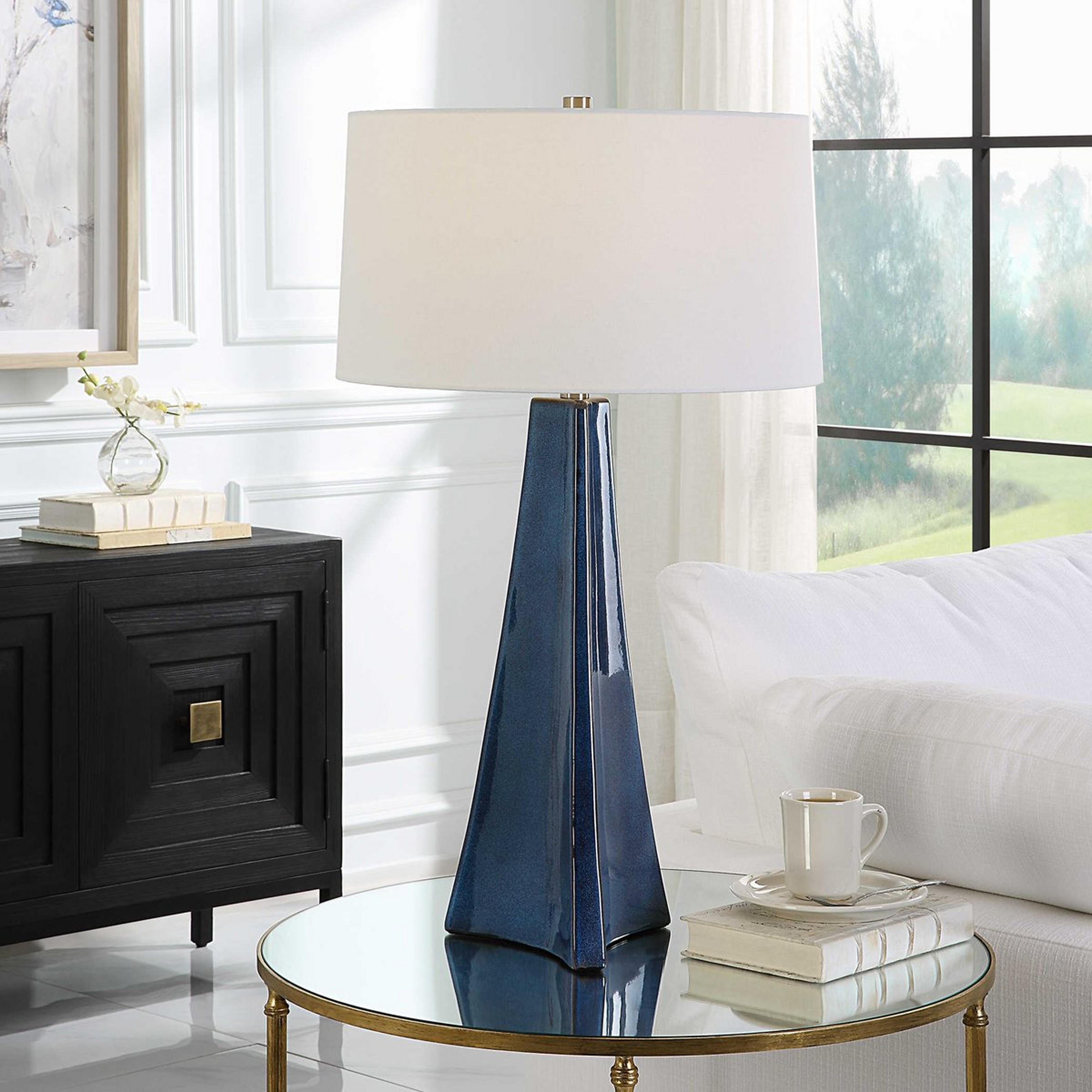 A Roskilde Table Lamp with Navy Blue color
