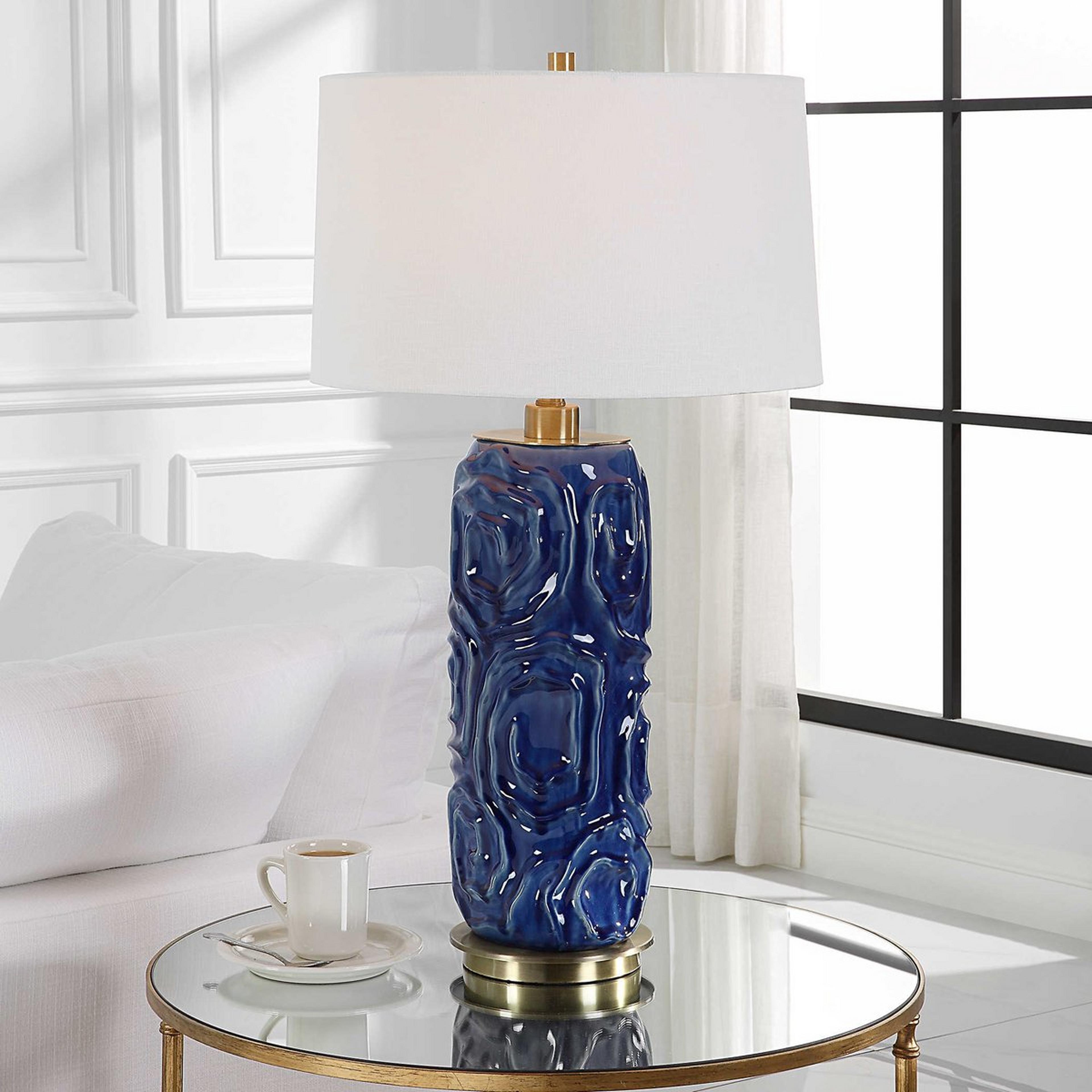 A Fleurir Table Lamp with Brass / Blue / White color