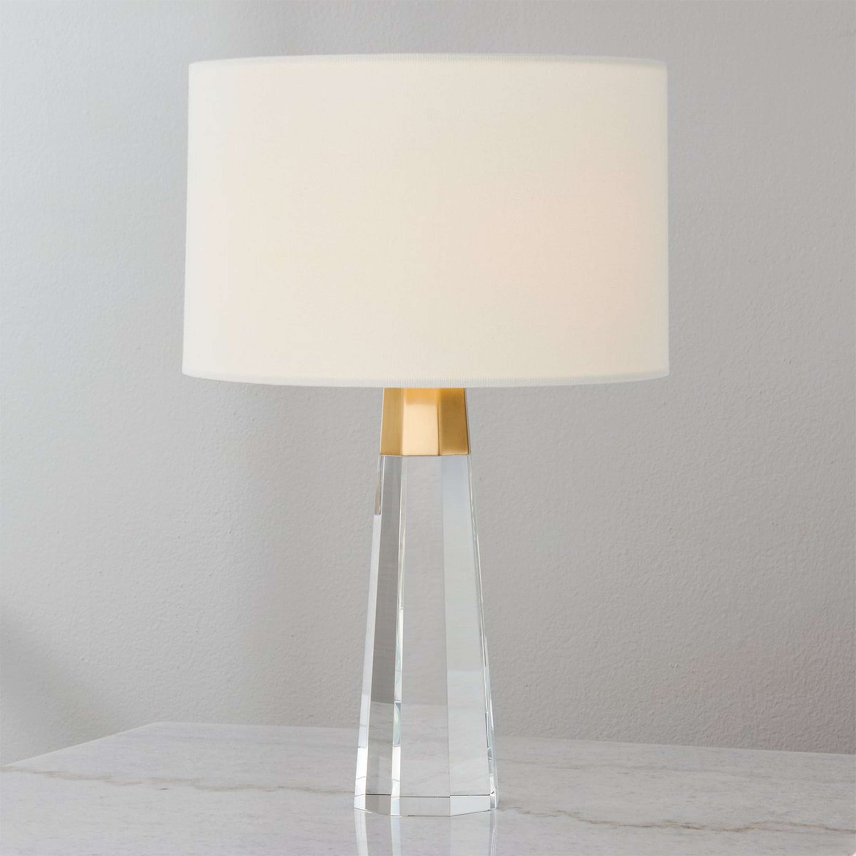 A Hedley Cordless LED Table Lamp - Crystal with Aged Brass / Clear Crystal / White Linen color