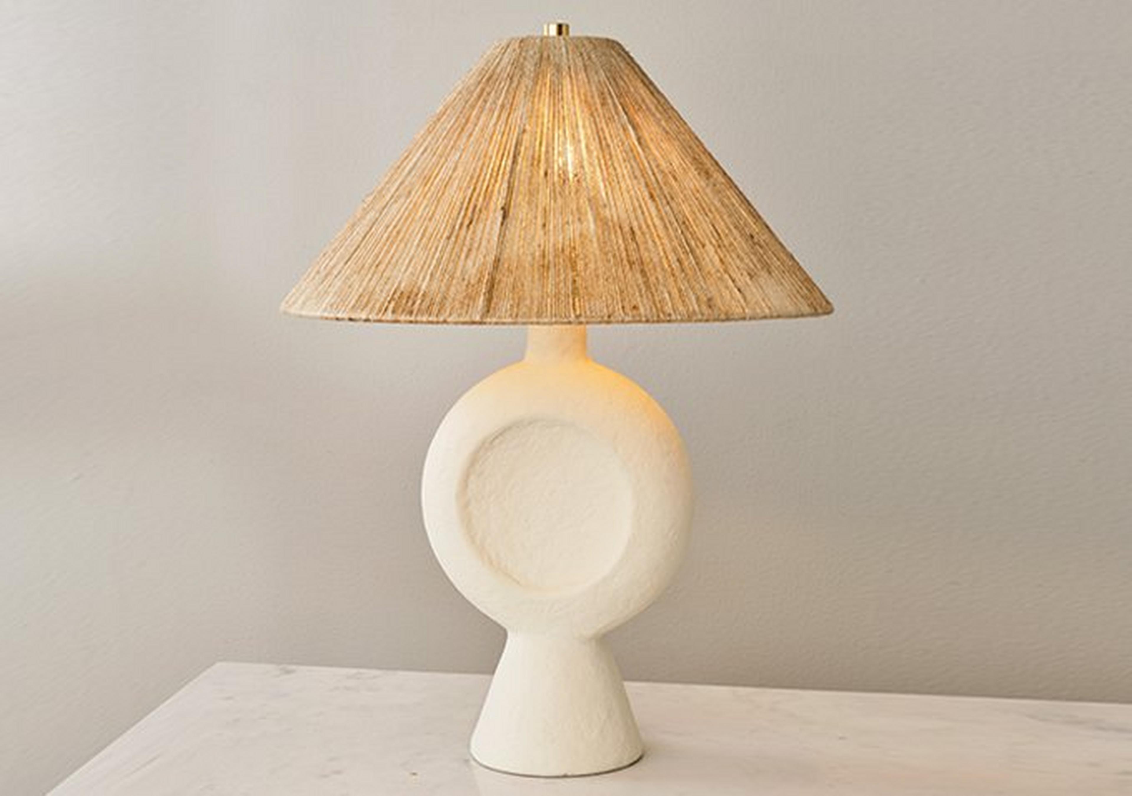 Gotu Table Lamp