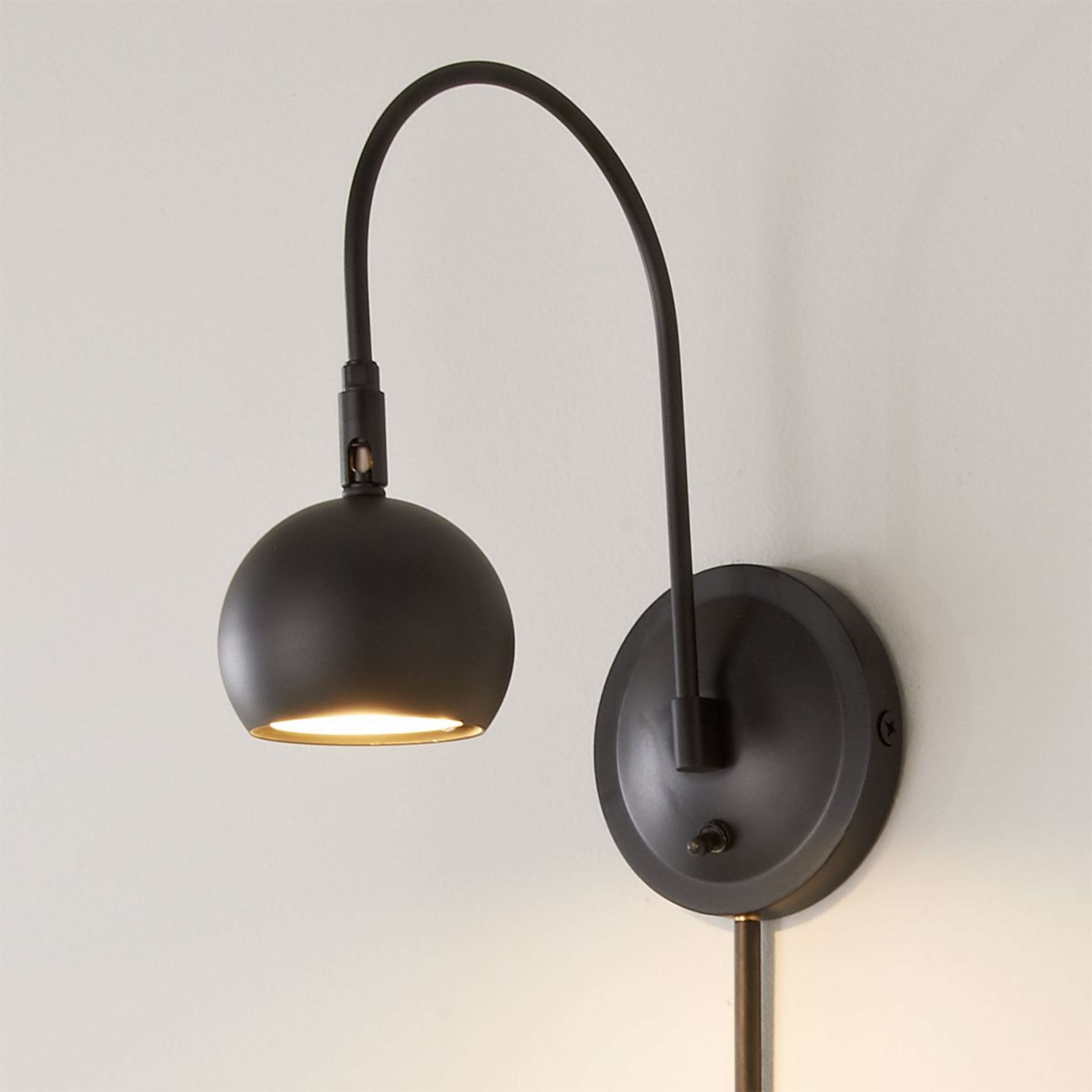 A Nimbus Wall Light with Black color