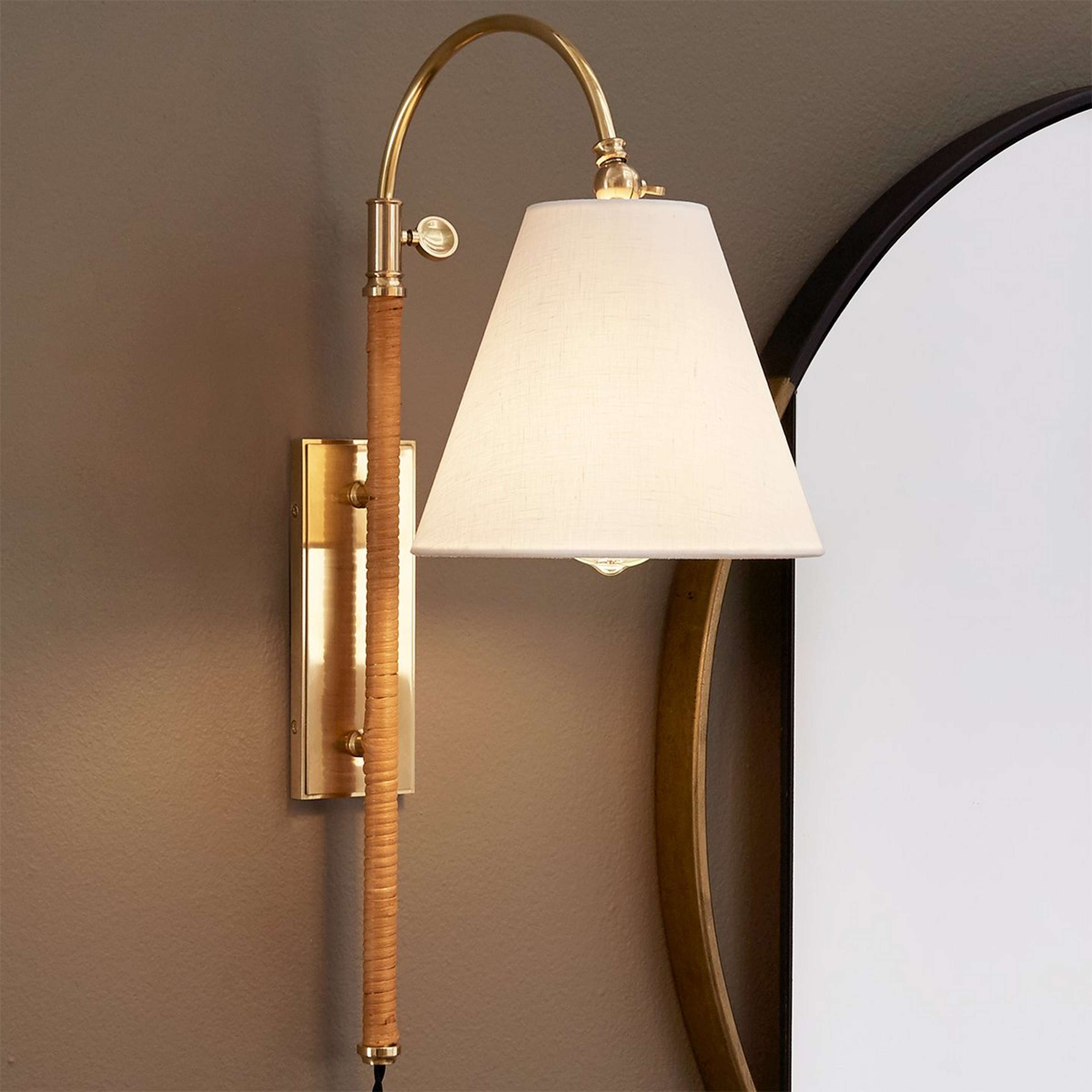 A Harper Swing Arm with Aged Brass / Rattan / Off White Linen color
